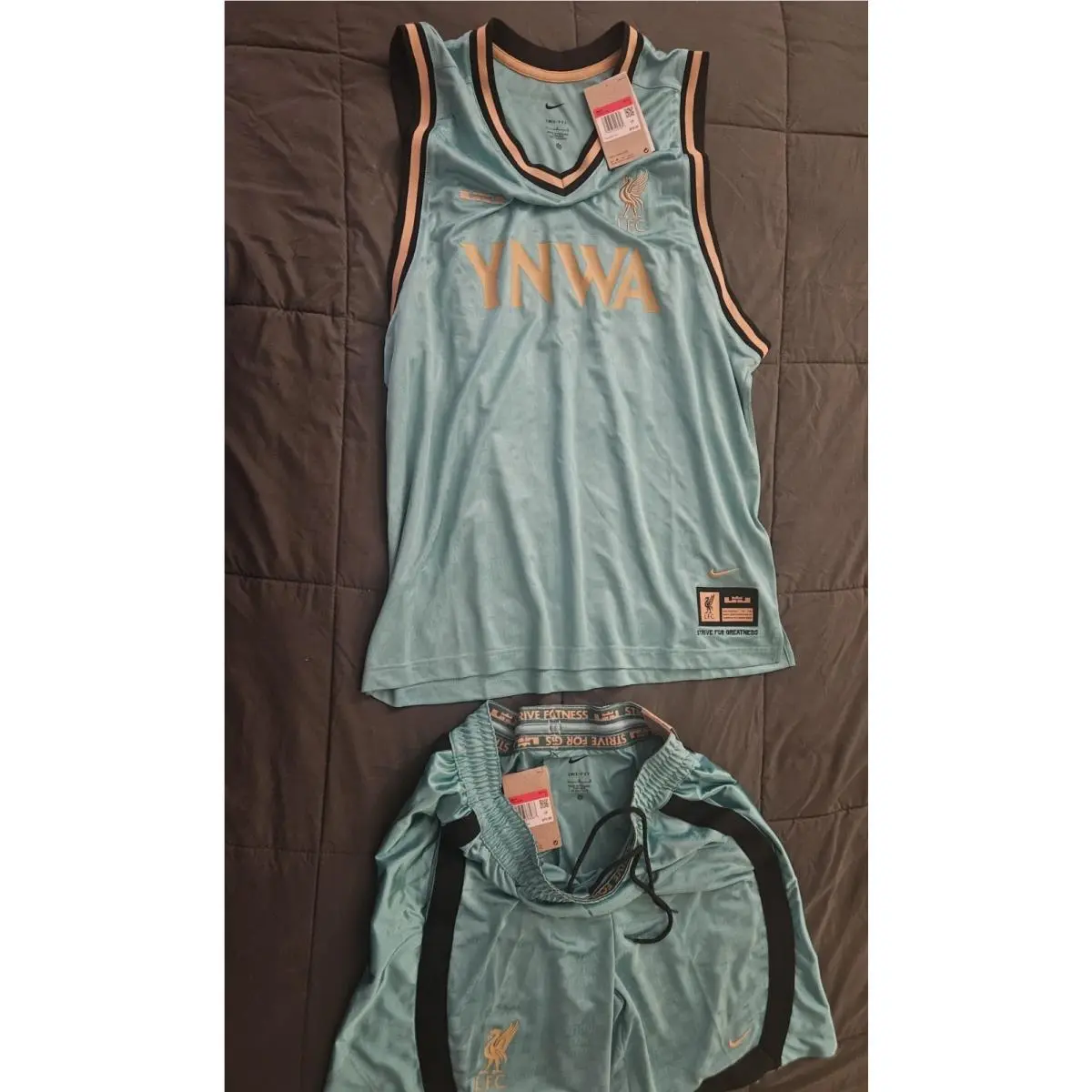 Nike clothing - Green 7