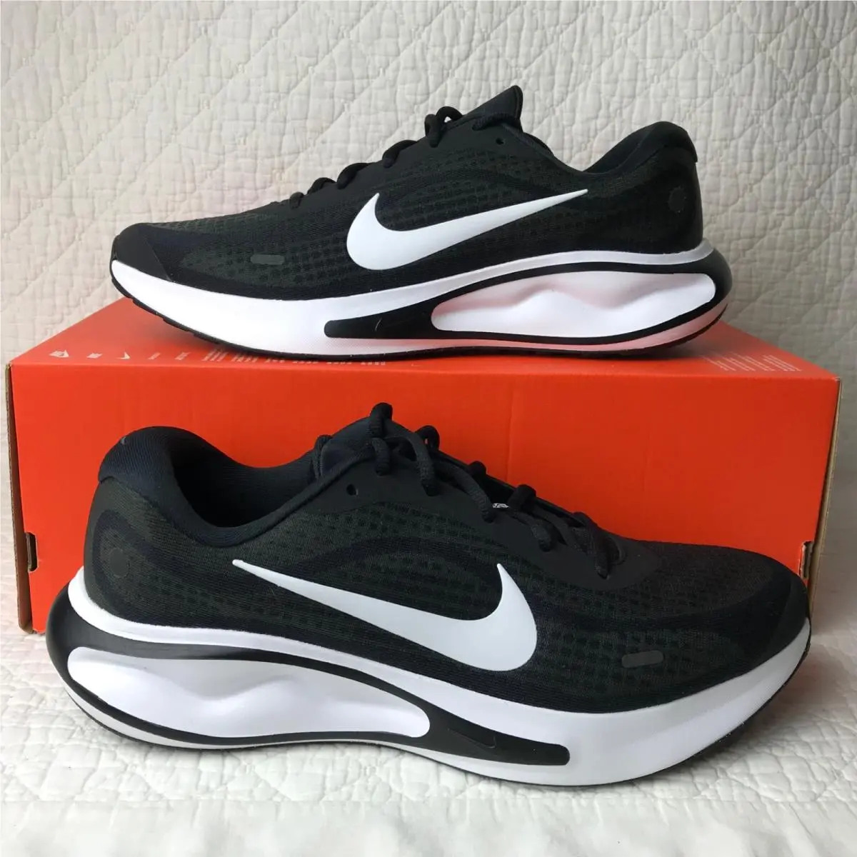 Nike Journey Run Shoes Men’s SZ 11 Black White FN0228-001