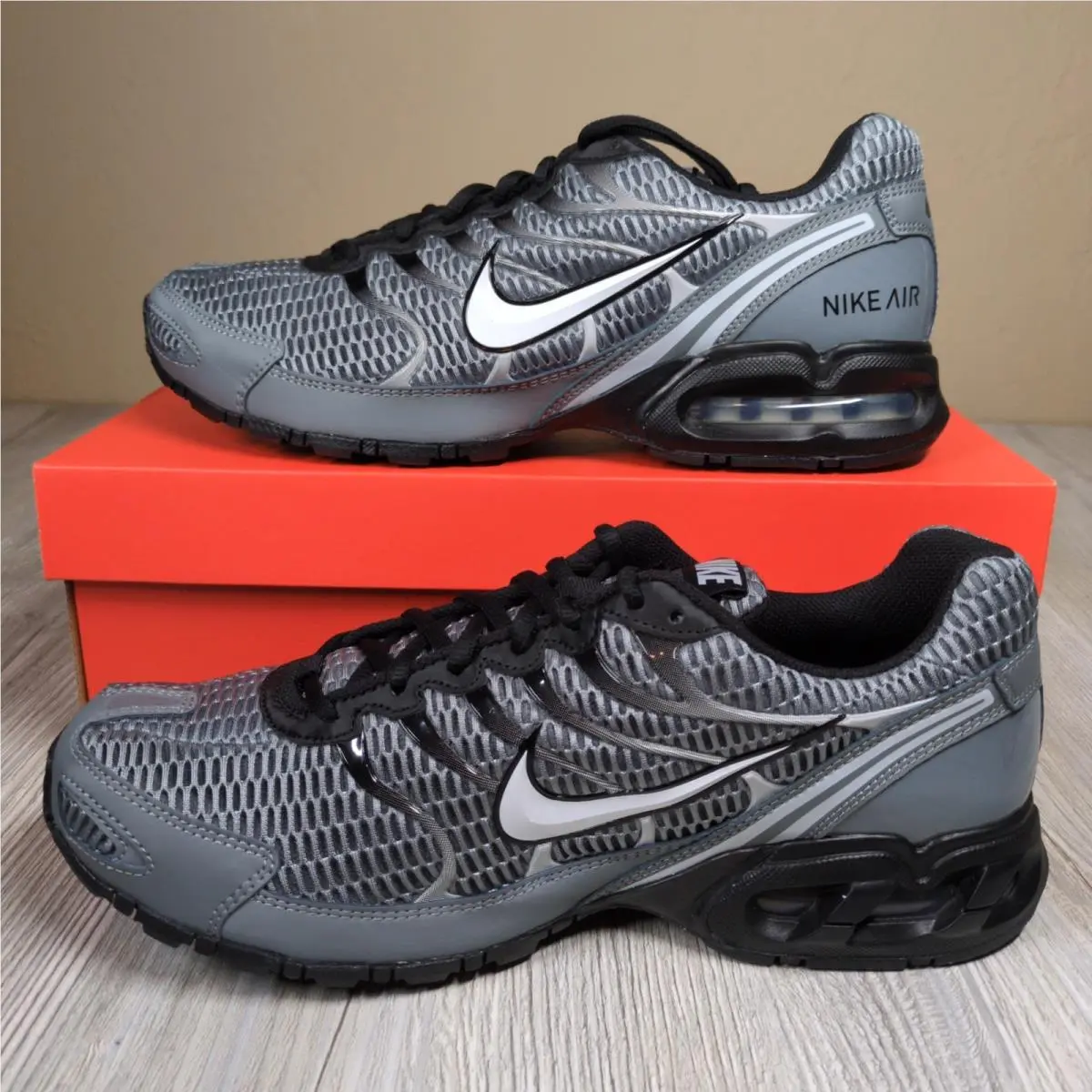 Nike shoes - Gray 0