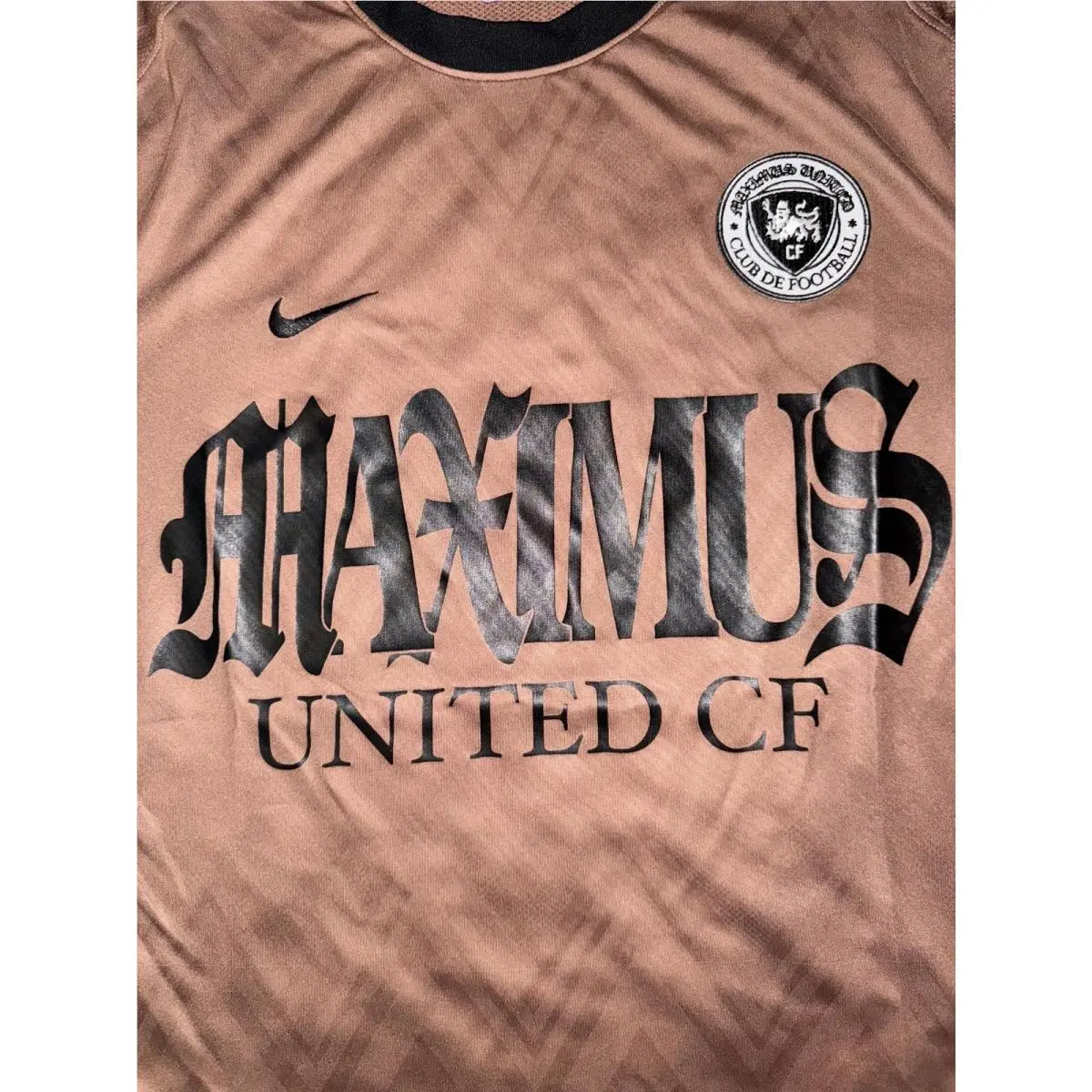 Nike clothing - NA - Brown 1