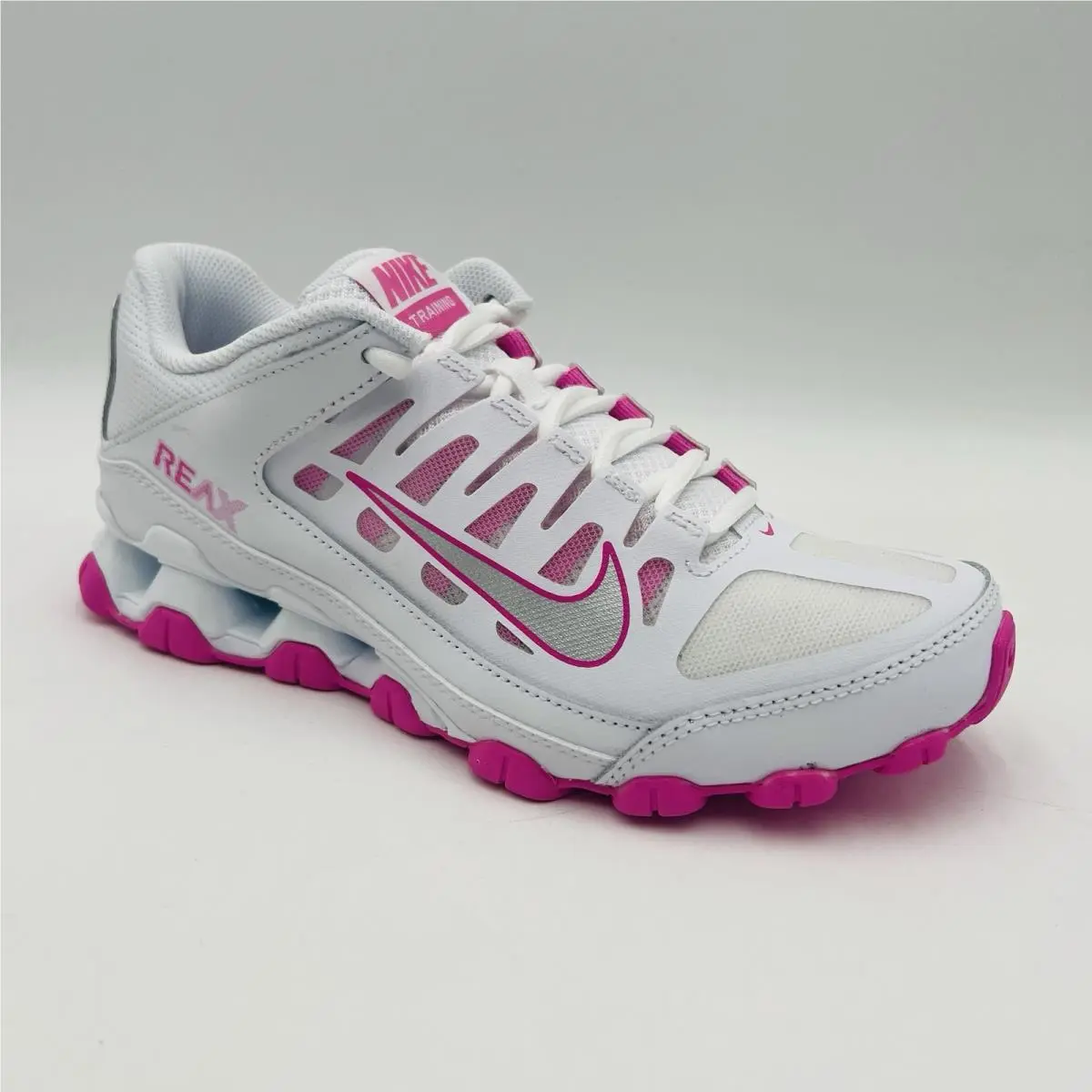 Nike Reax 8 TR Running Womens White Pink IO2400 104 Size 8 Sneaker