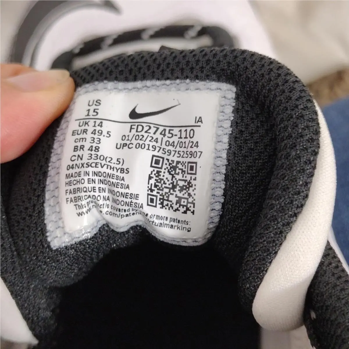 Nike shoes - Black 5