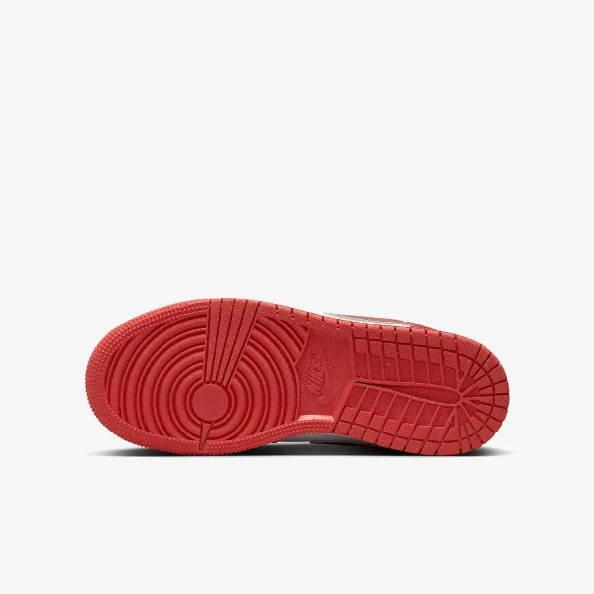 Nike shoes - 196975600472 - 196975600472 - White (UPC: 196975600472) 1