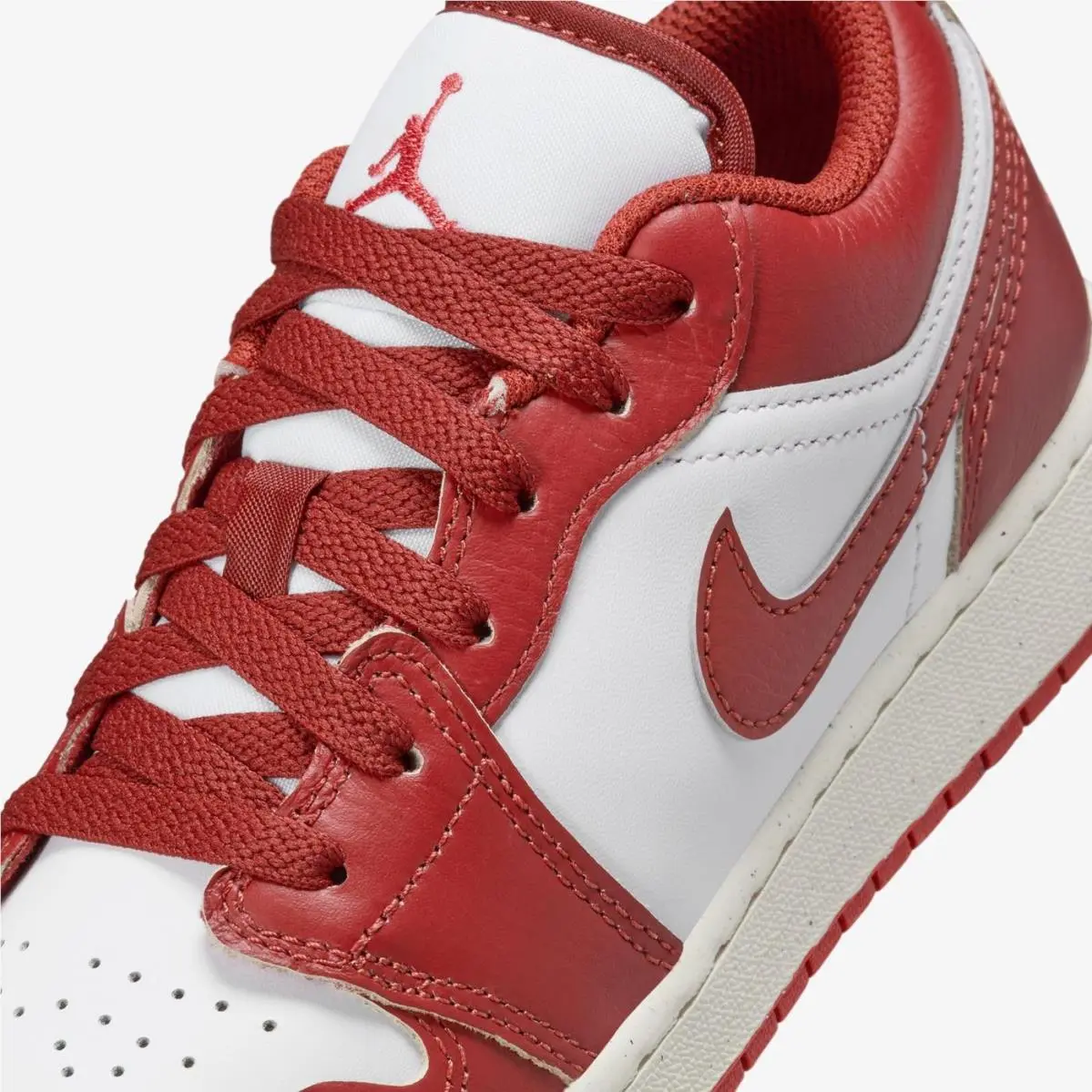 Nike shoes - 196975600472 - 196975600472 - White (UPC: 196975600472) 4