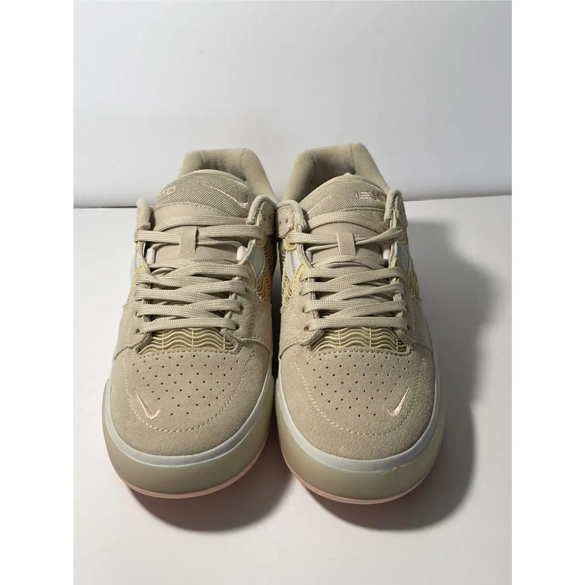 Nike shoes - Nike SB Ishod - Ishod - DC7232-201 - Red 1