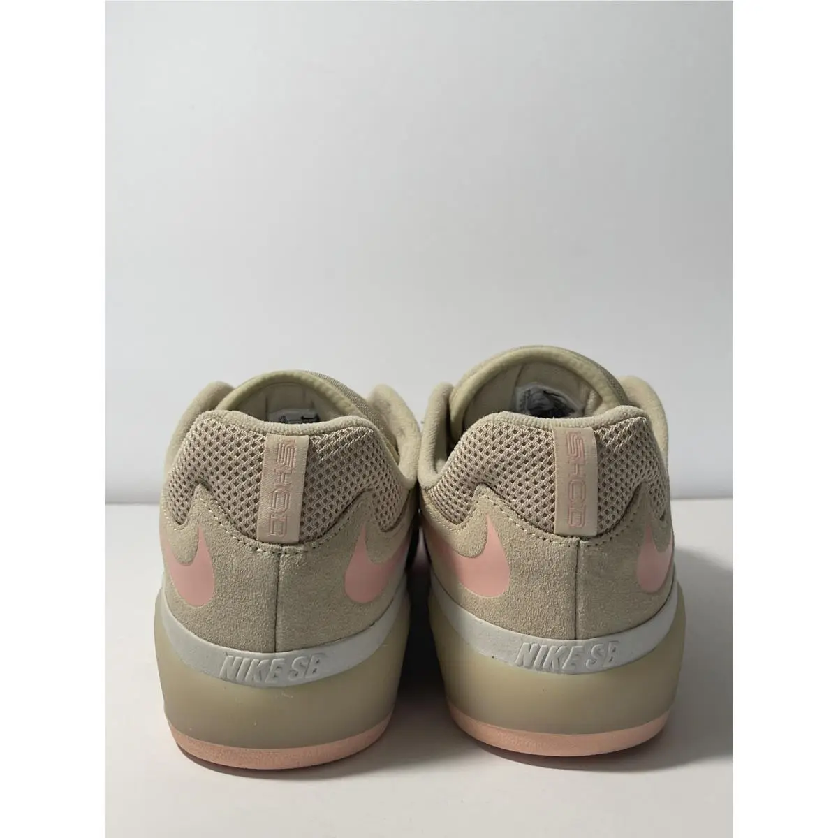 Nike shoes - Nike SB Ishod - Ishod - DC7232-201 - Red 3