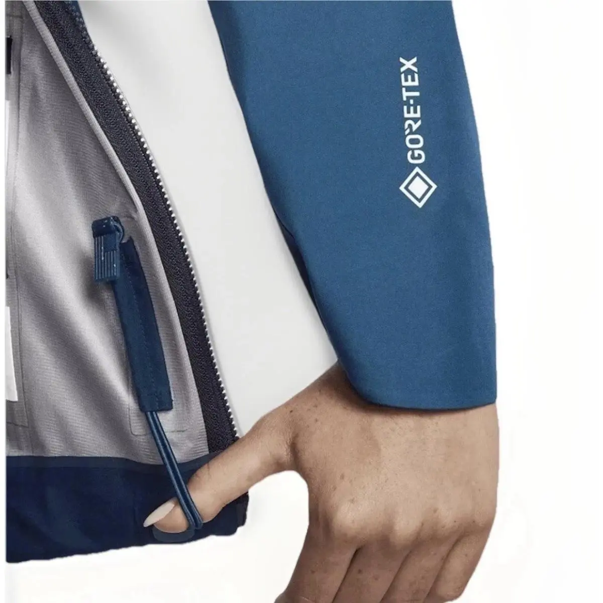 Nike clothing - Blue (UPC: 195243915317) 2