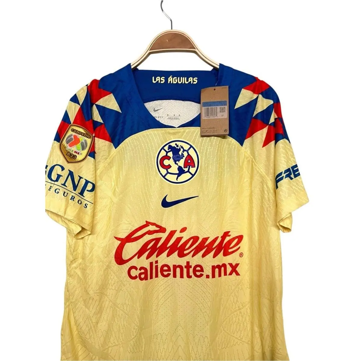Nike clothing - Yellow 0