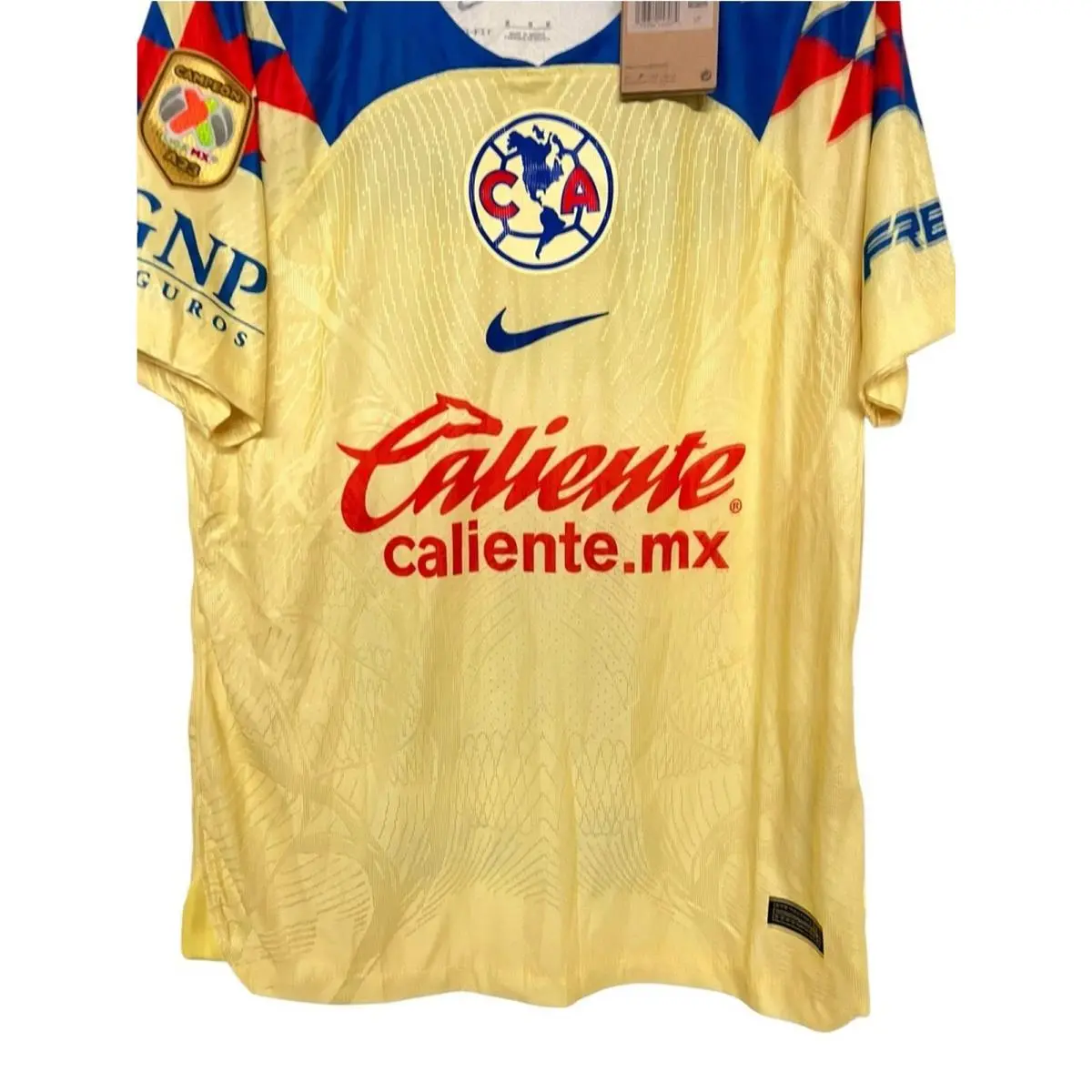 Nike clothing - Yellow 1