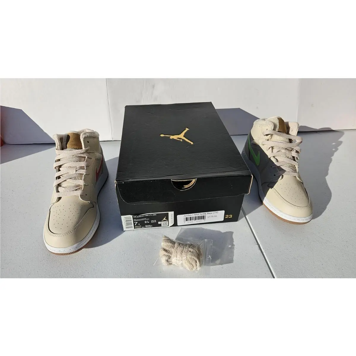 Nike Air Jordan 1 Mid Utility PS Fleece DO2207-264