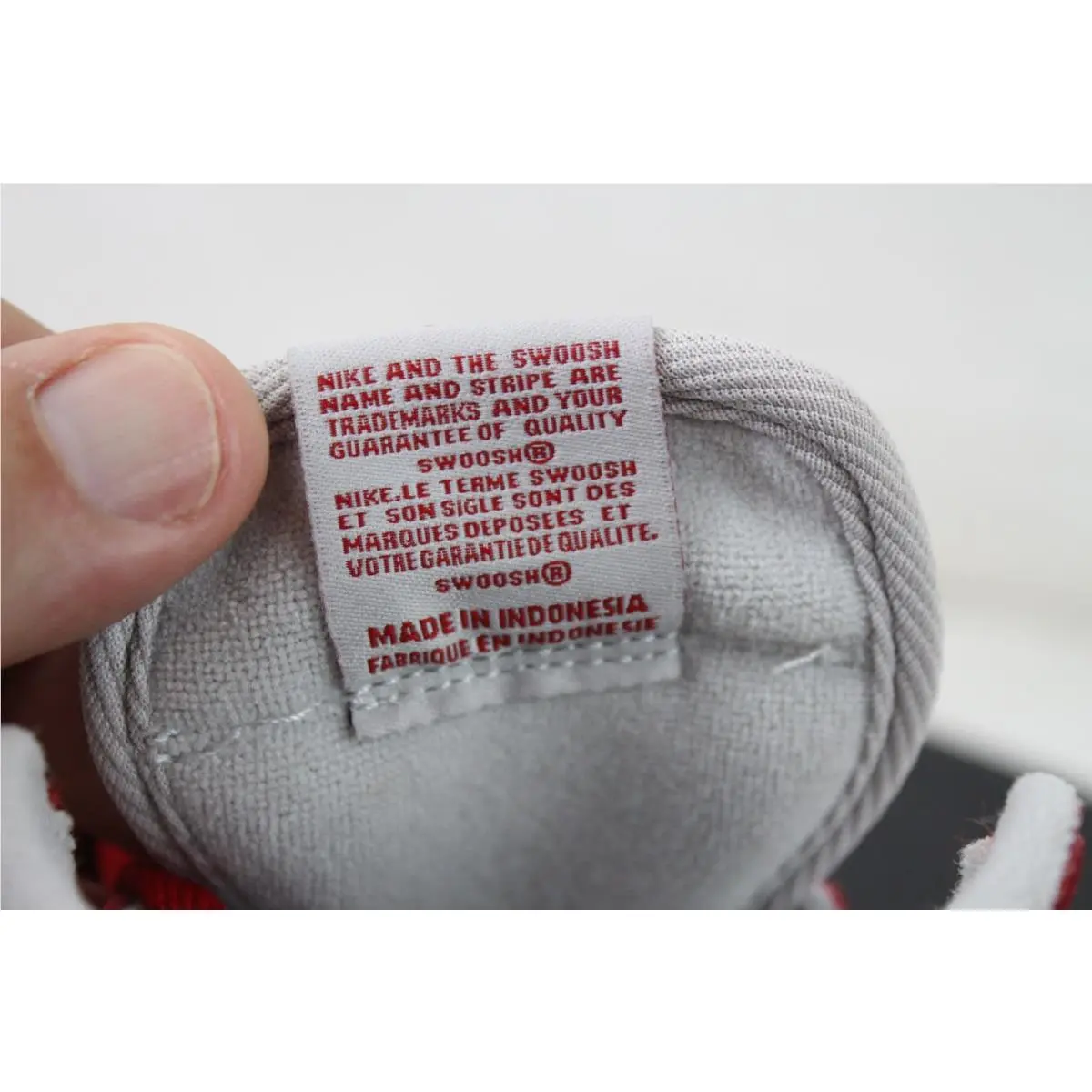 Nike shoes - Air Jordan 1 - Air - Red 4