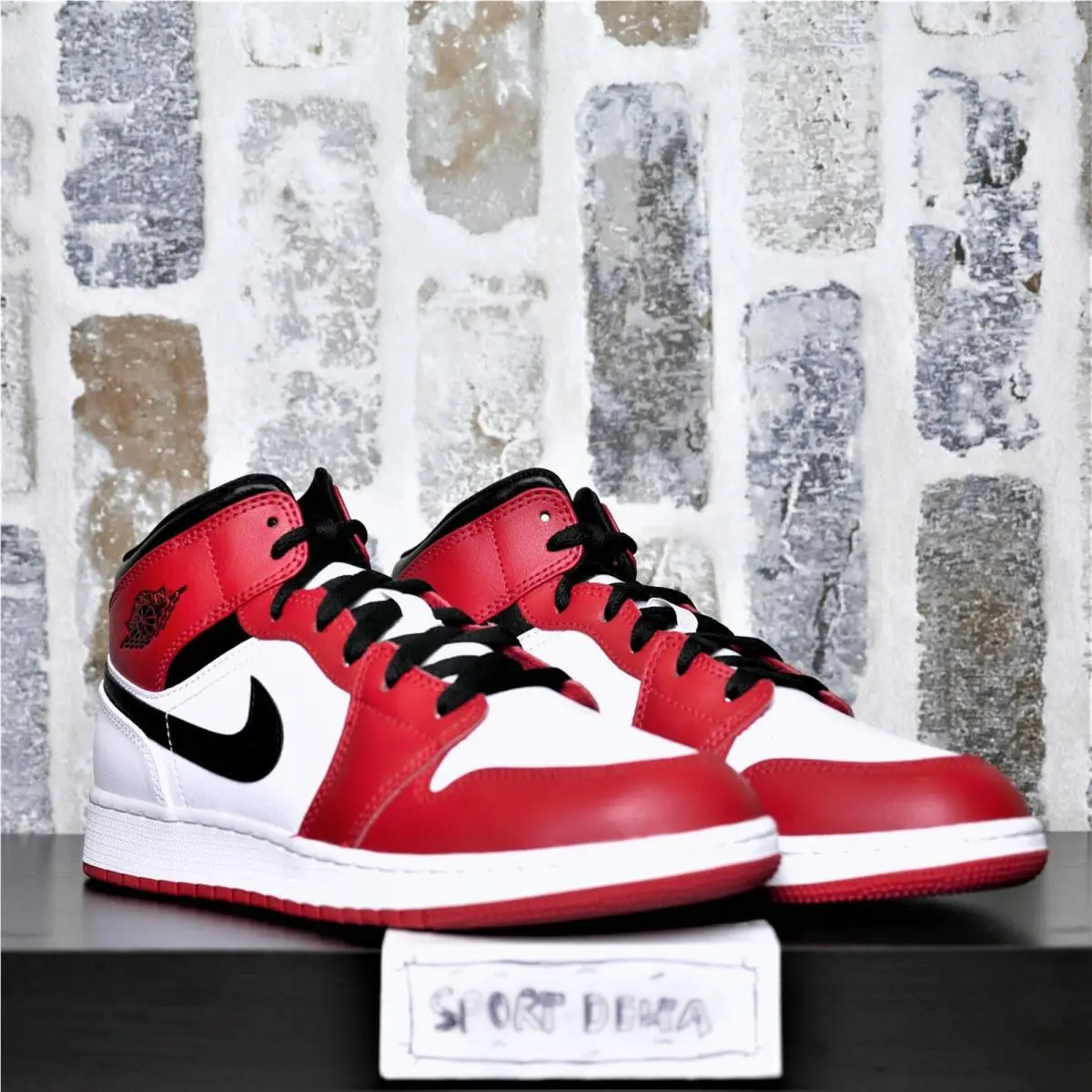 Nike Air Jordan 1 Mid Chicago 2020 GS 554725-173 GS sz 6.5Y