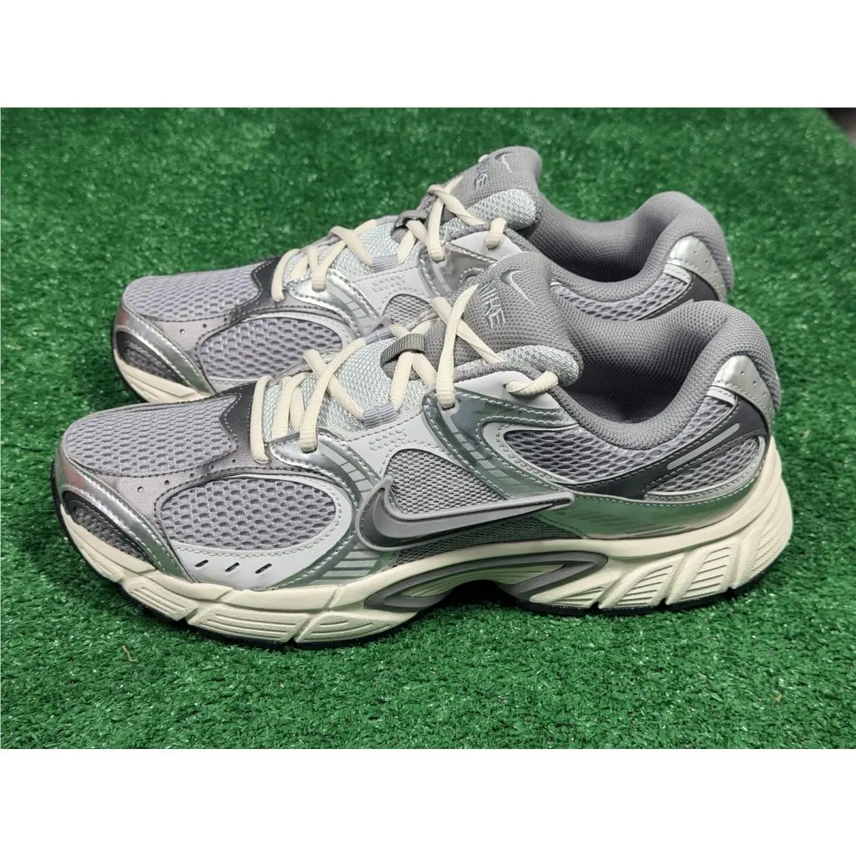 Nike shoes - Nike V5 RNR - RNR - HJ5228-003 - Gray 4
