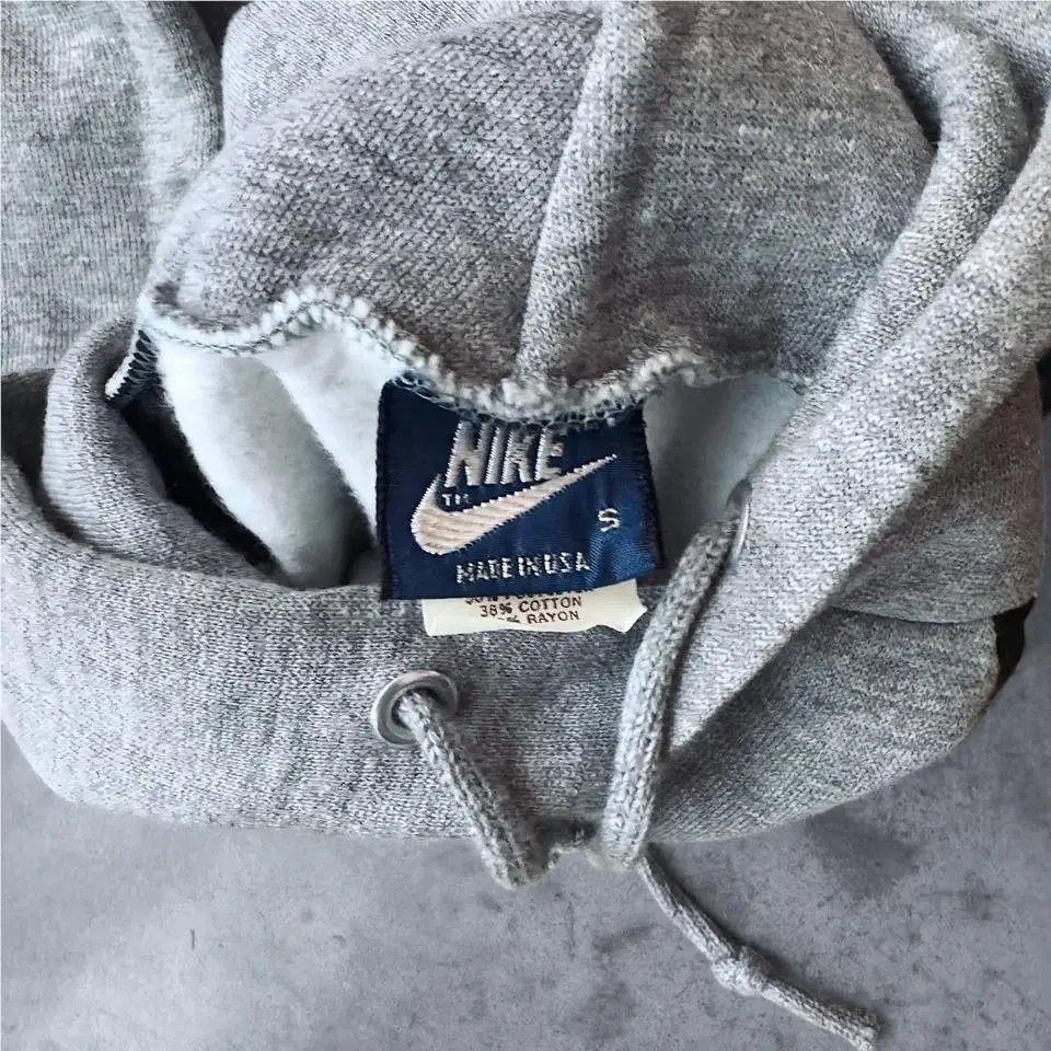 Nike clothing - Gray 1