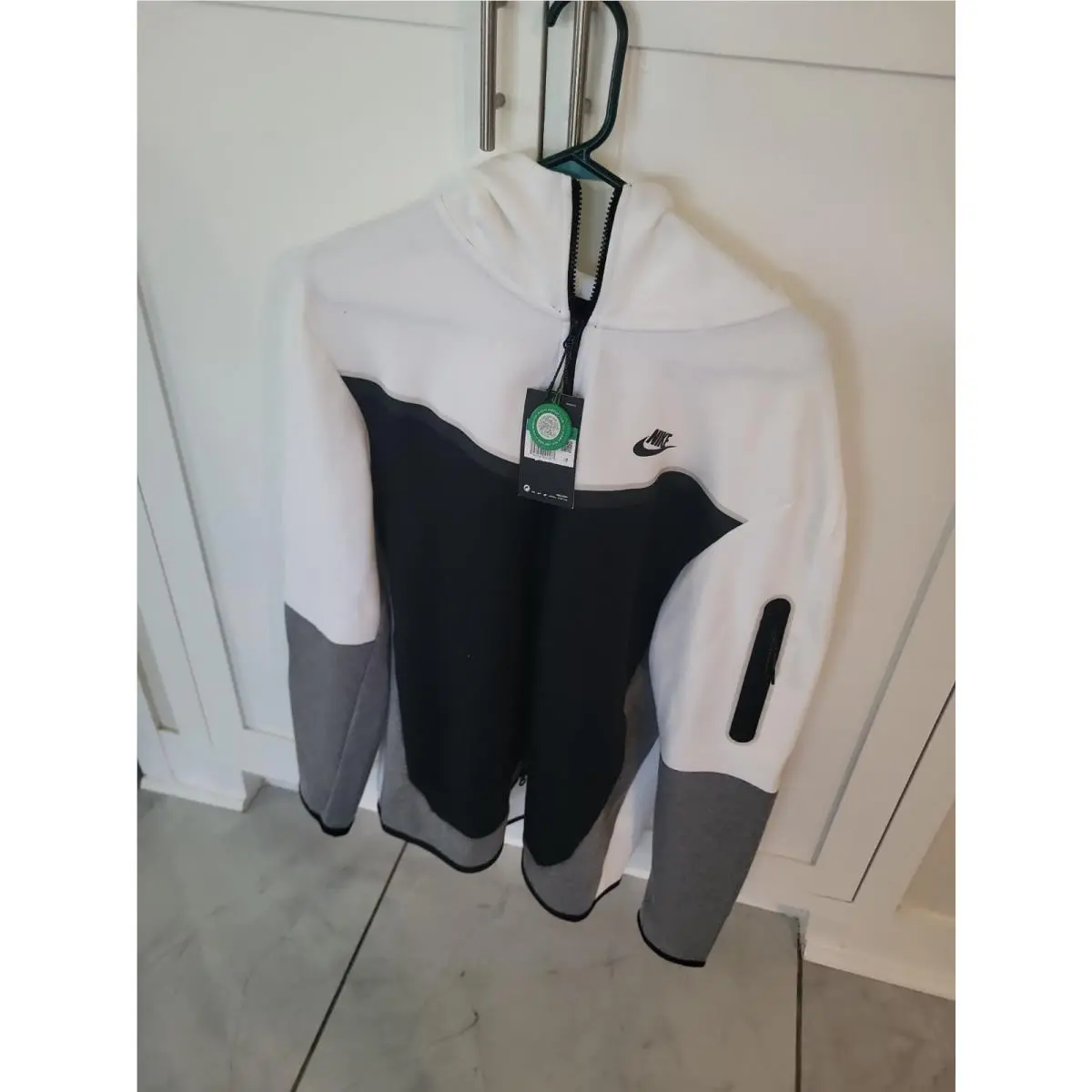 Nike clothing - Black 4
