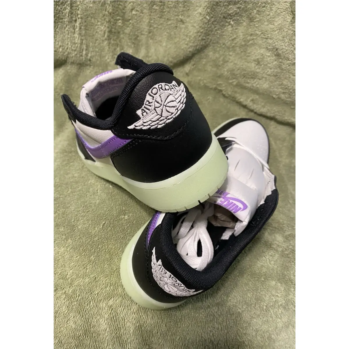 Nike shoes - Air Jordan 1 Low - Air Low - Purple 2