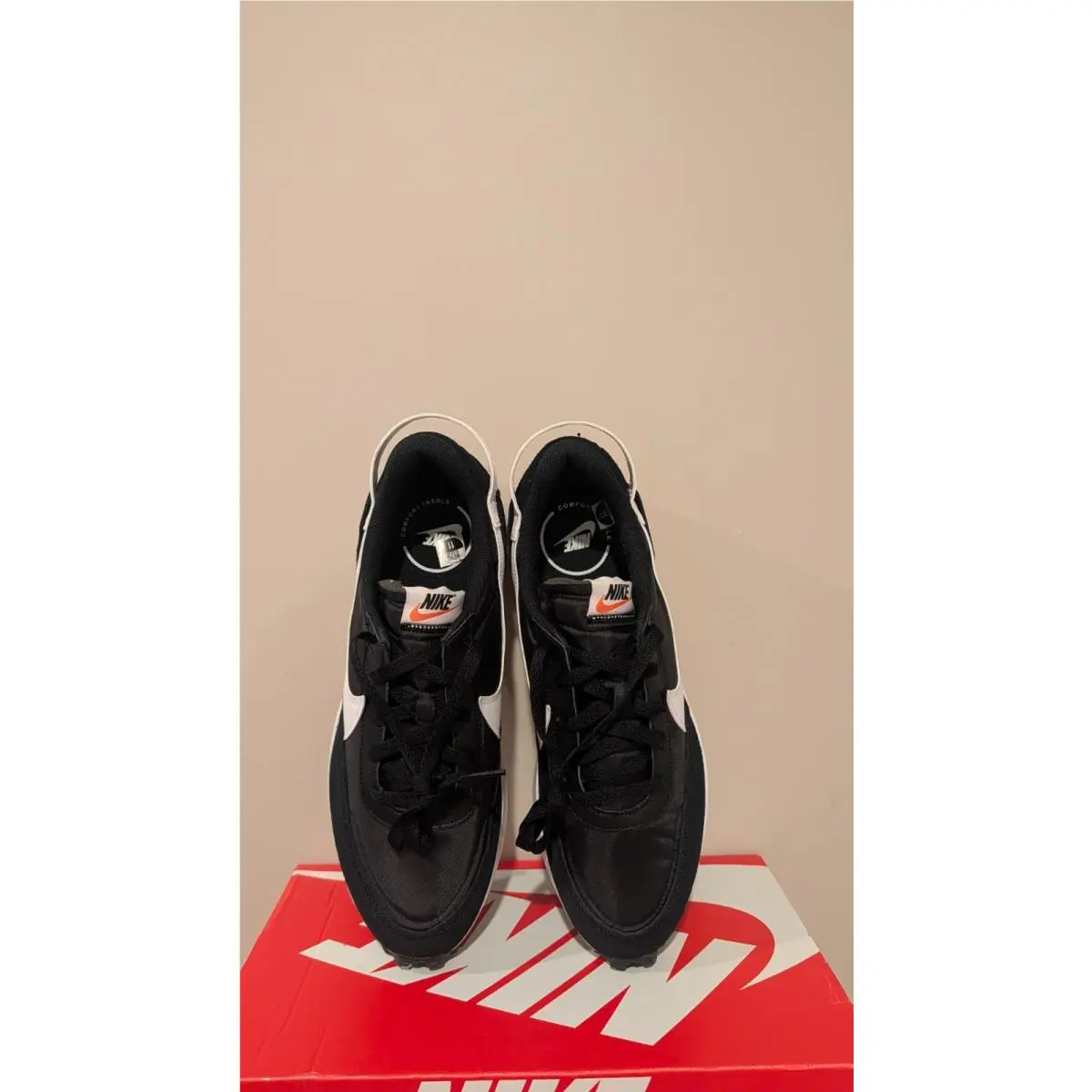 Nike shoes - Black 3