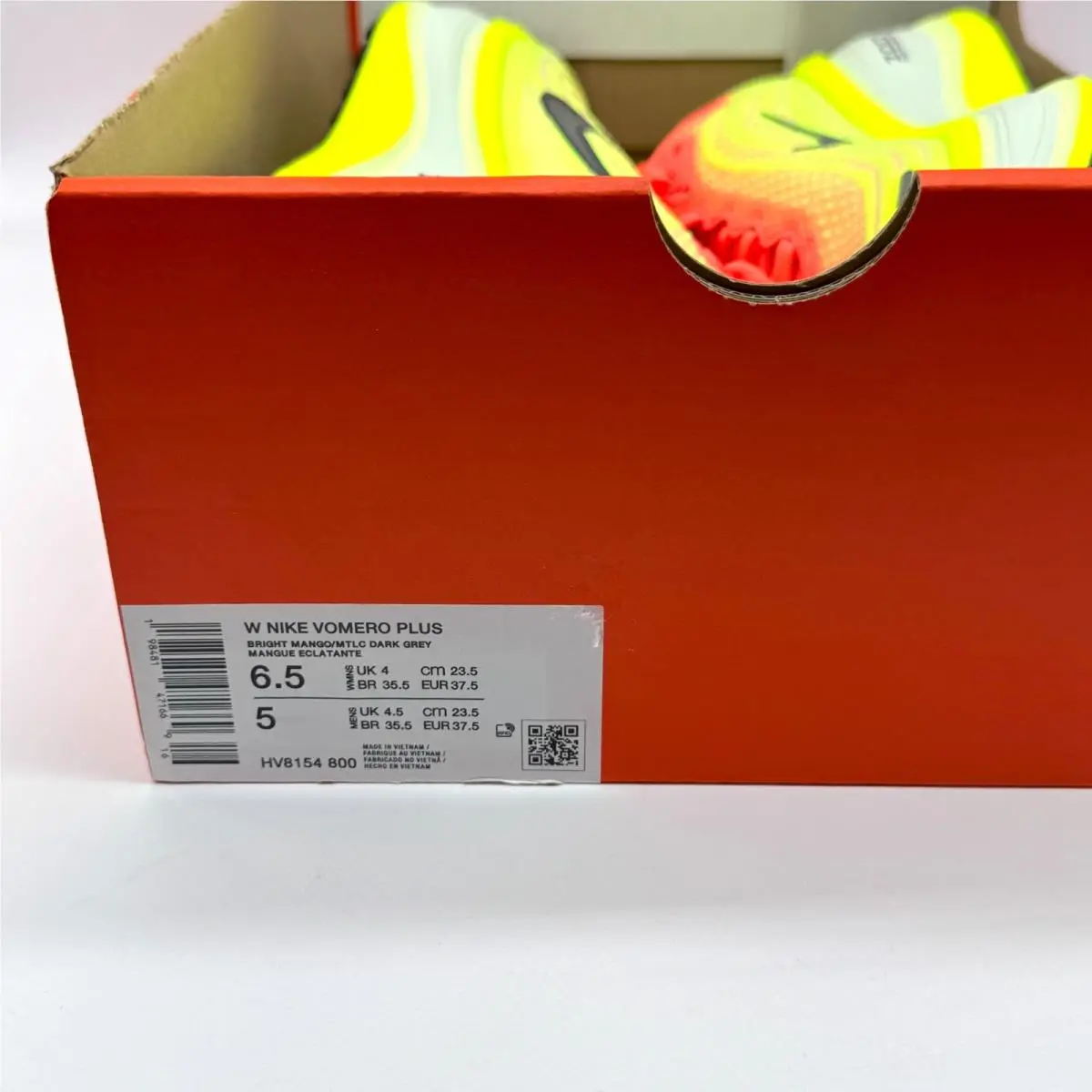 Nike shoes - Nike Vomero Plus - Vomero Plus - HV8154-800 - Yellow (UPC: 198481471669) 8