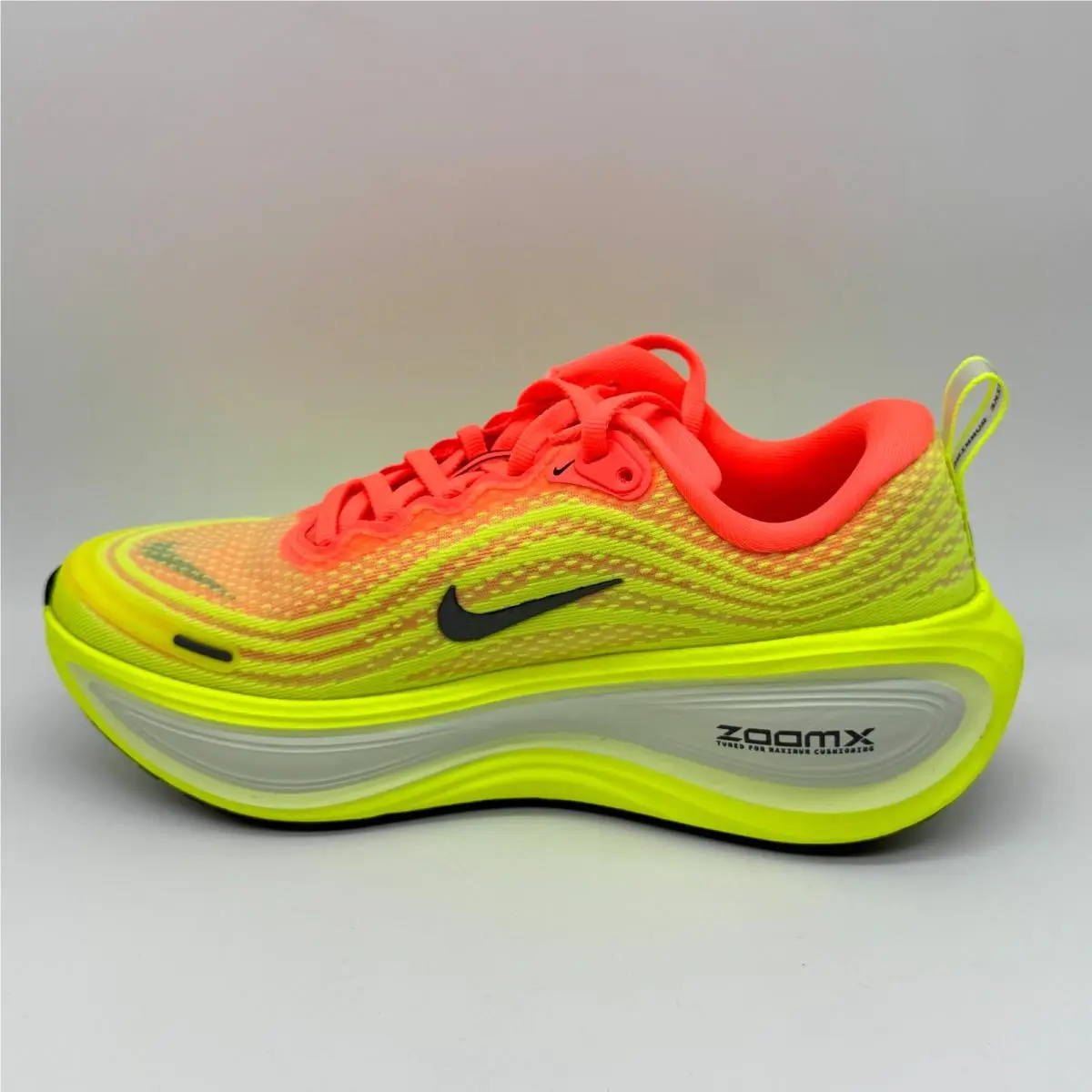 Nike shoes - Nike Vomero Plus - Vomero Plus - HV8154-800 - Yellow (UPC: 198481471669) 4