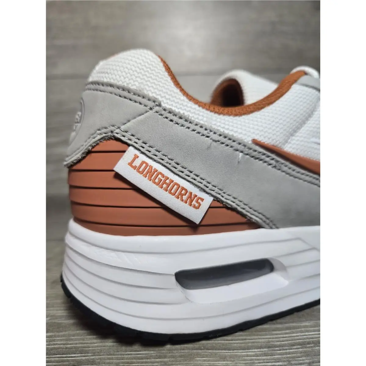Nike shoes - Nike Air Max Verse - Air Max Verse - IB3223-100 - White Desert Orange 1