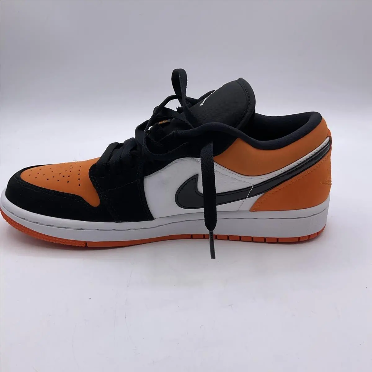 Nike shoes - Air Jordan 1 - Air - 553558-128 - Orange (UPC: 0193152248328) 4