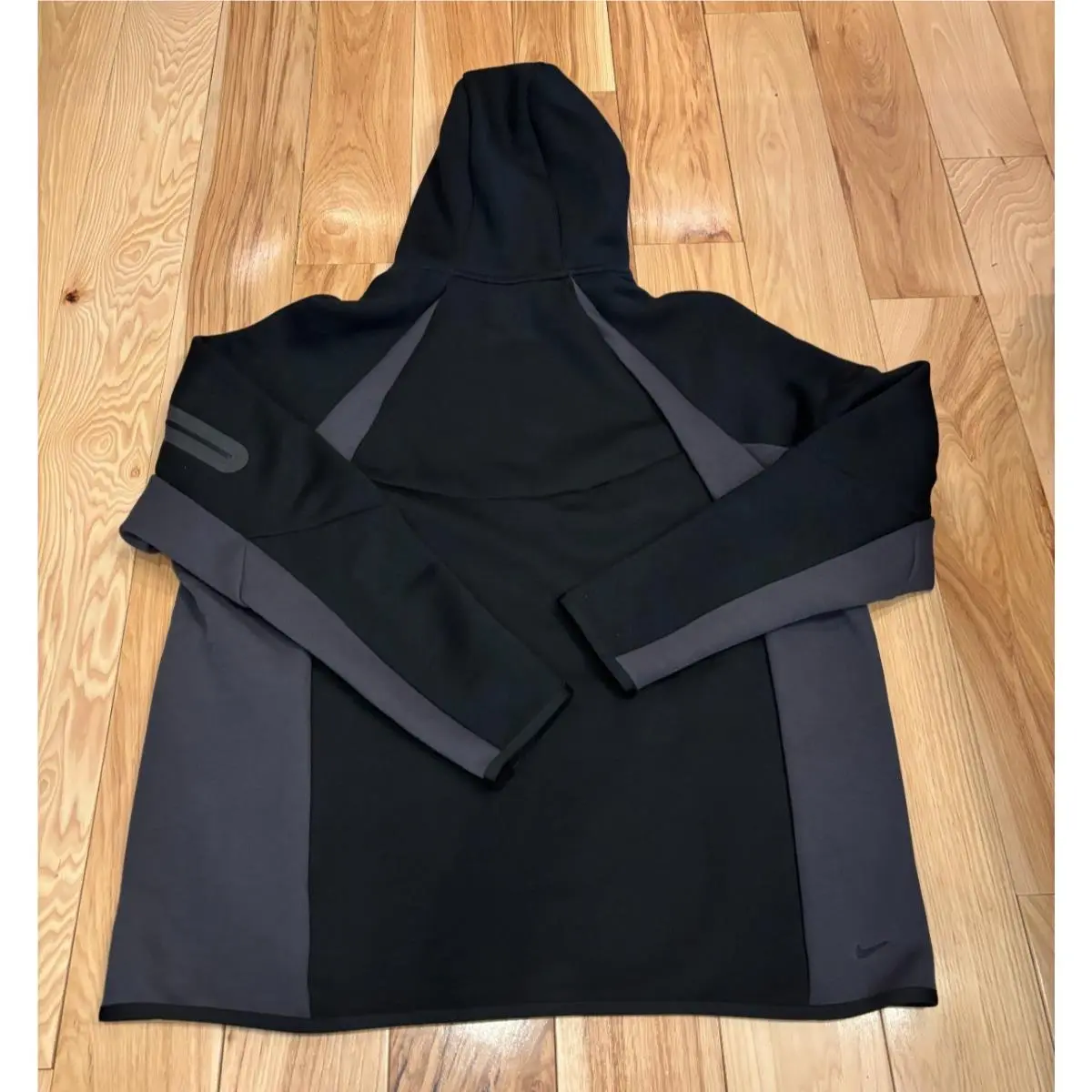 Nike clothing - Black (UPC: 198484427311) 0