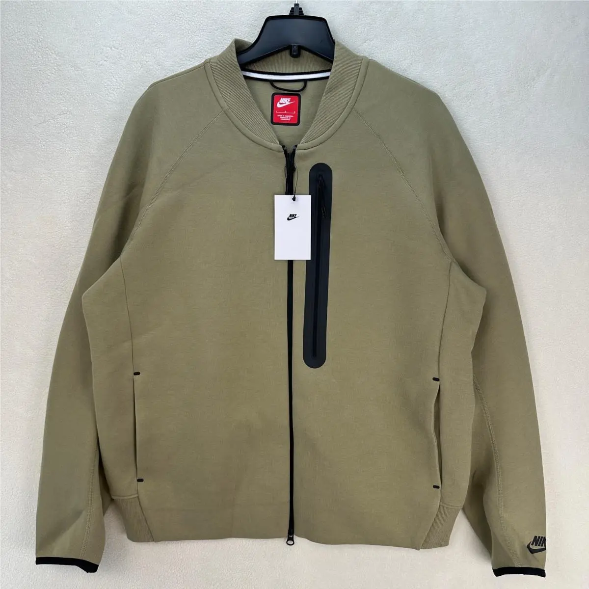 Nike Men`s Large Sportswear Tech Fleece Bomber Jacket Olive Green FB8008-276