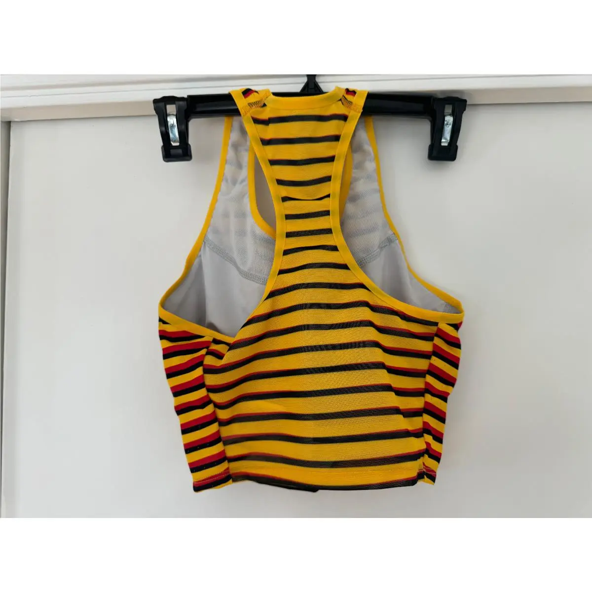 Nike clothing - Yellow 2