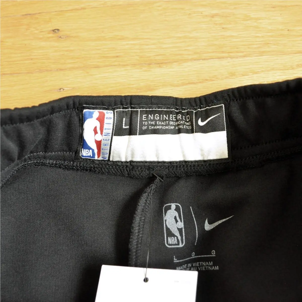 Nike clothing - Nike NBA Team Issue Tech Fleece - Black 7