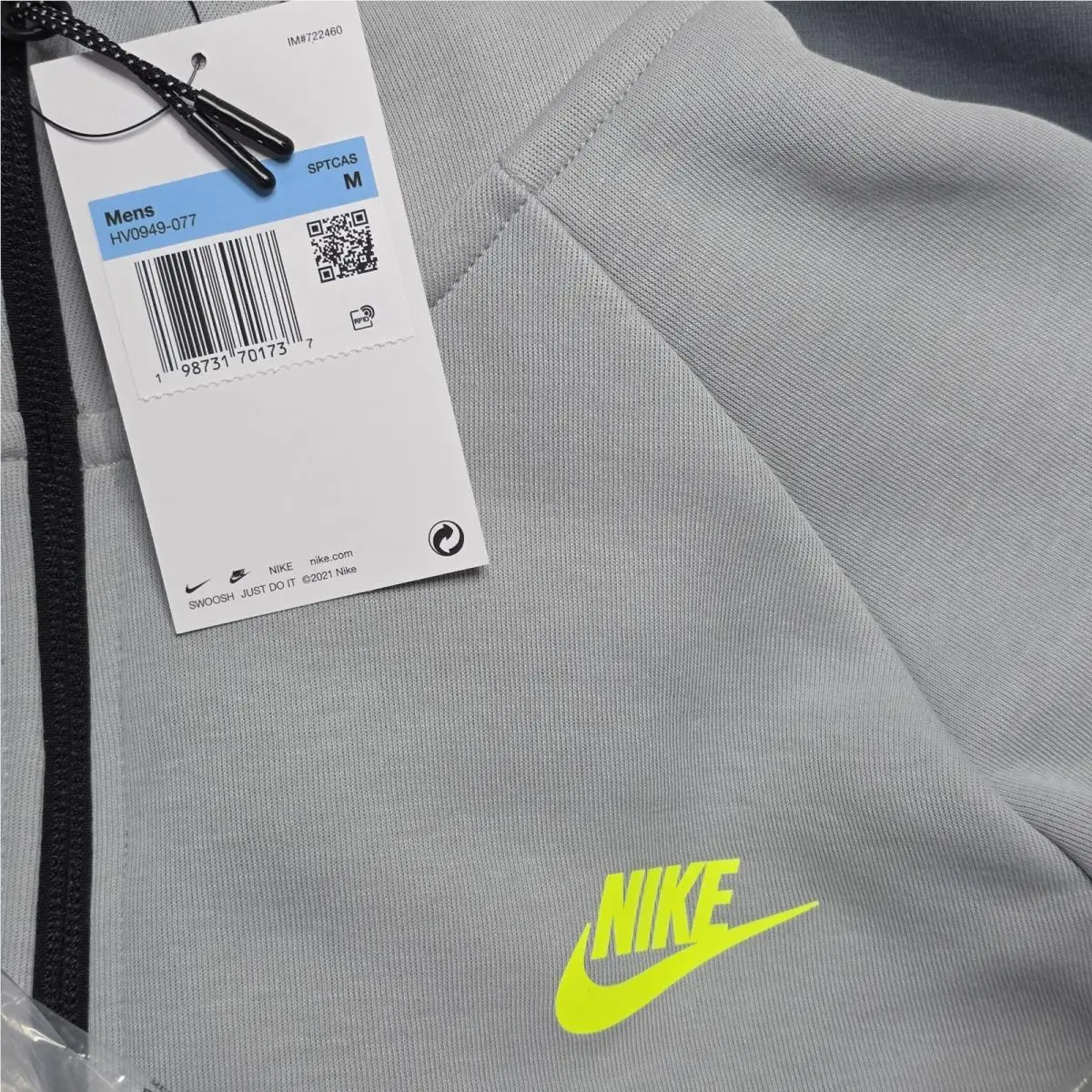Nike clothing - Nike Tech - Tech - Gray (UPC: 198731701737) 2