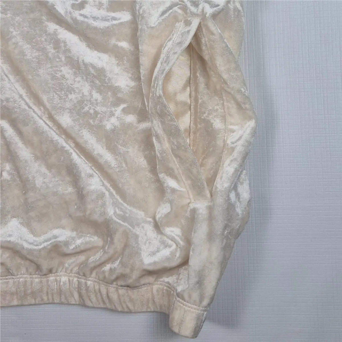 Nike clothing - GIANNI VELOUR JACKET NIKE FREAK - FB6992-110 - Ivory (UPC: 196968919604) 6
