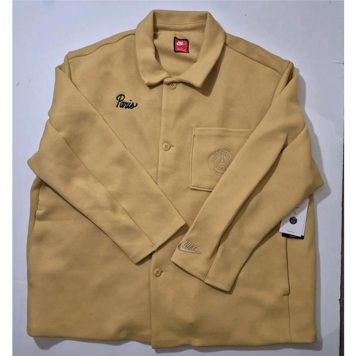 Nike clothing - Gold 10
