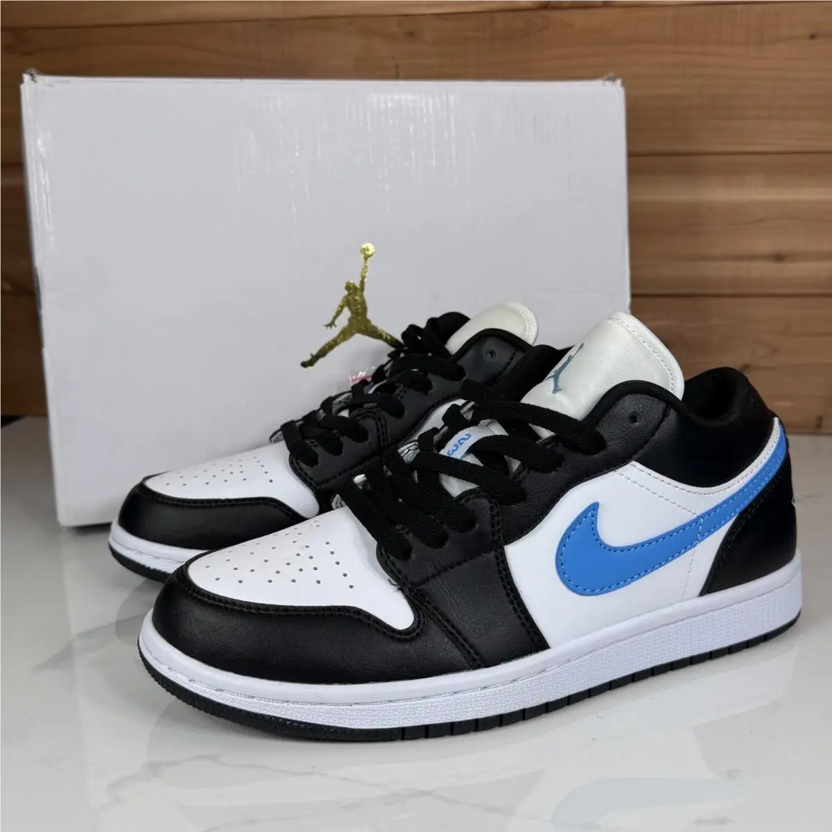 Nike Air Jordan 1 Low Black University Blue White DC0774-041 Mens 7 Womens 8.5