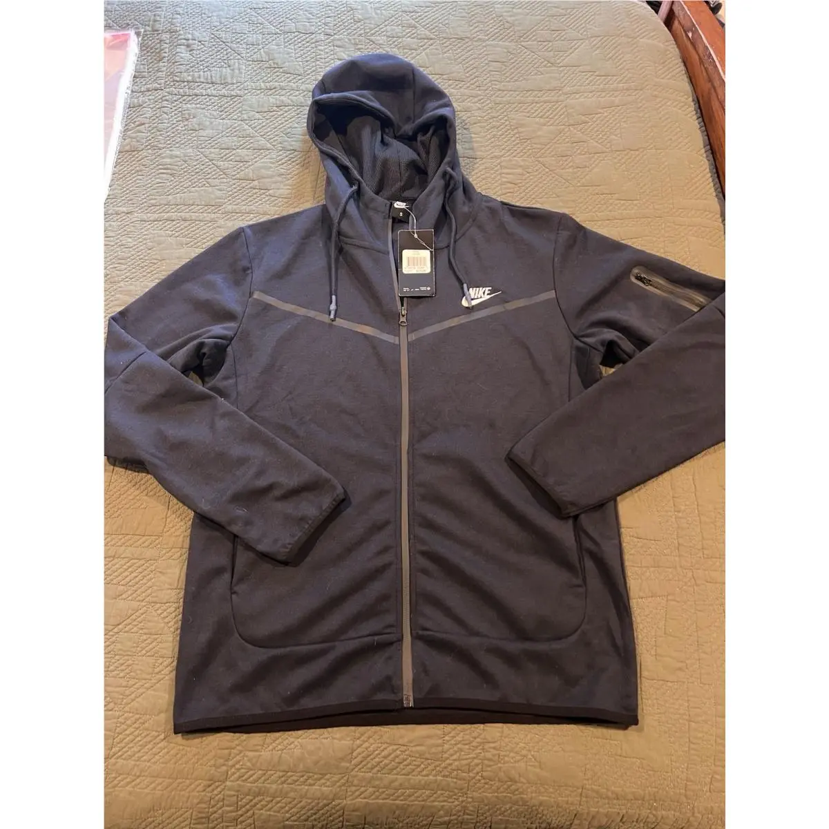 Nike Men’s Full Zip Hoodie Black Small