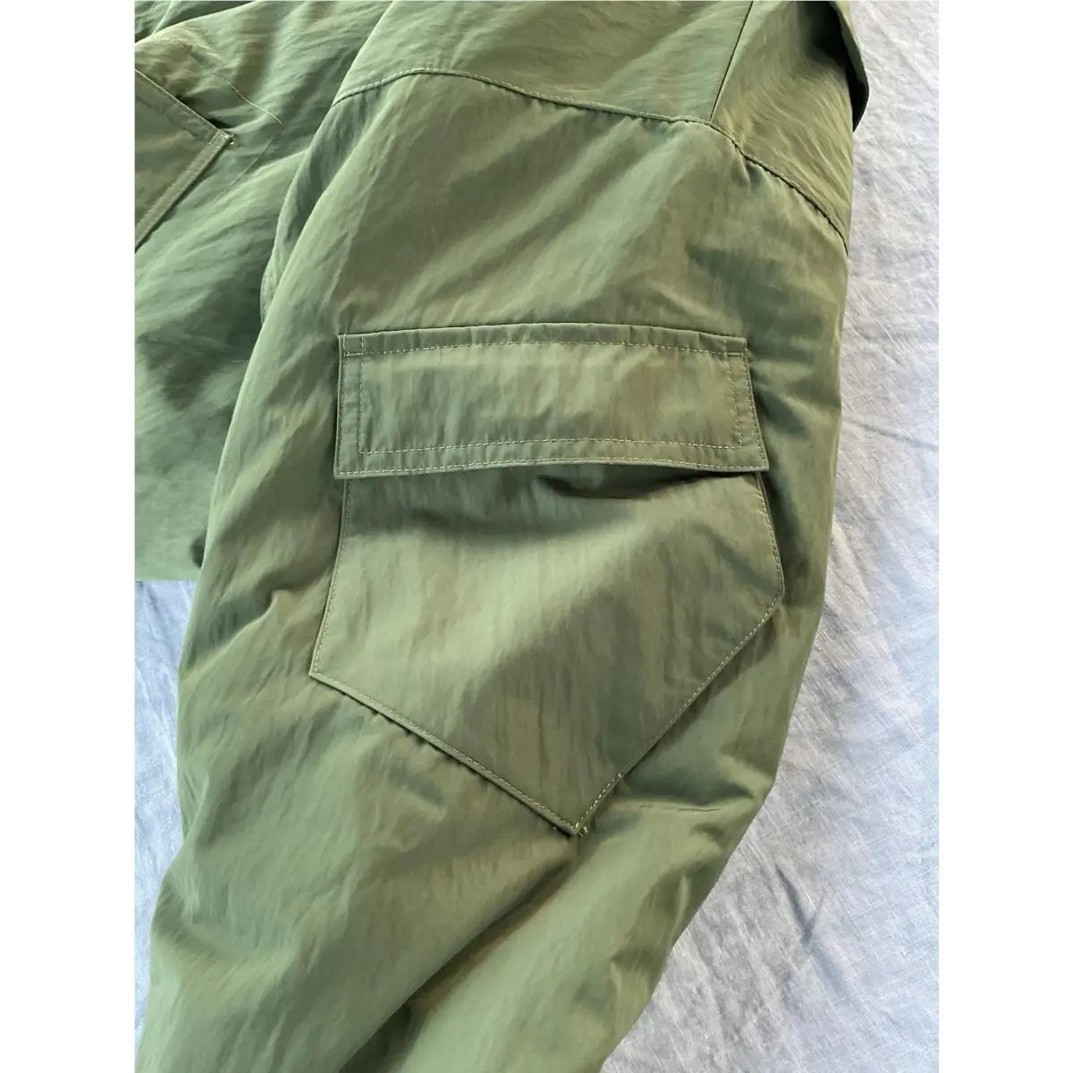 Nike clothing - Air Jordan Essentials - Air Essentials - Green 12