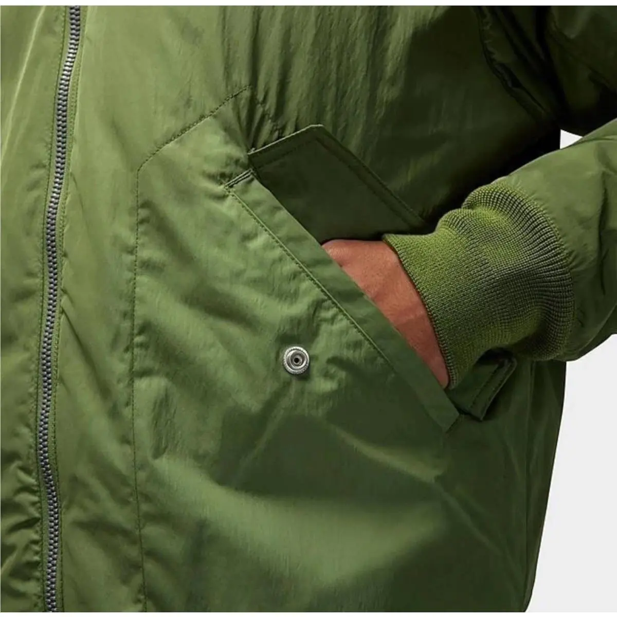 Nike clothing - Air Jordan Essentials - Air Essentials - Green 4