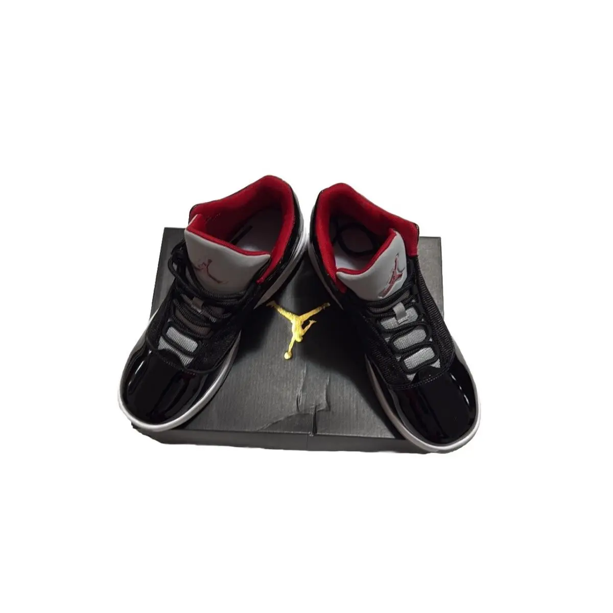 Nike shoes - Jordan Max Aura - Max Aura - Black/Gym Red-White-Wolf Grey (UPC: 194494902794) 2