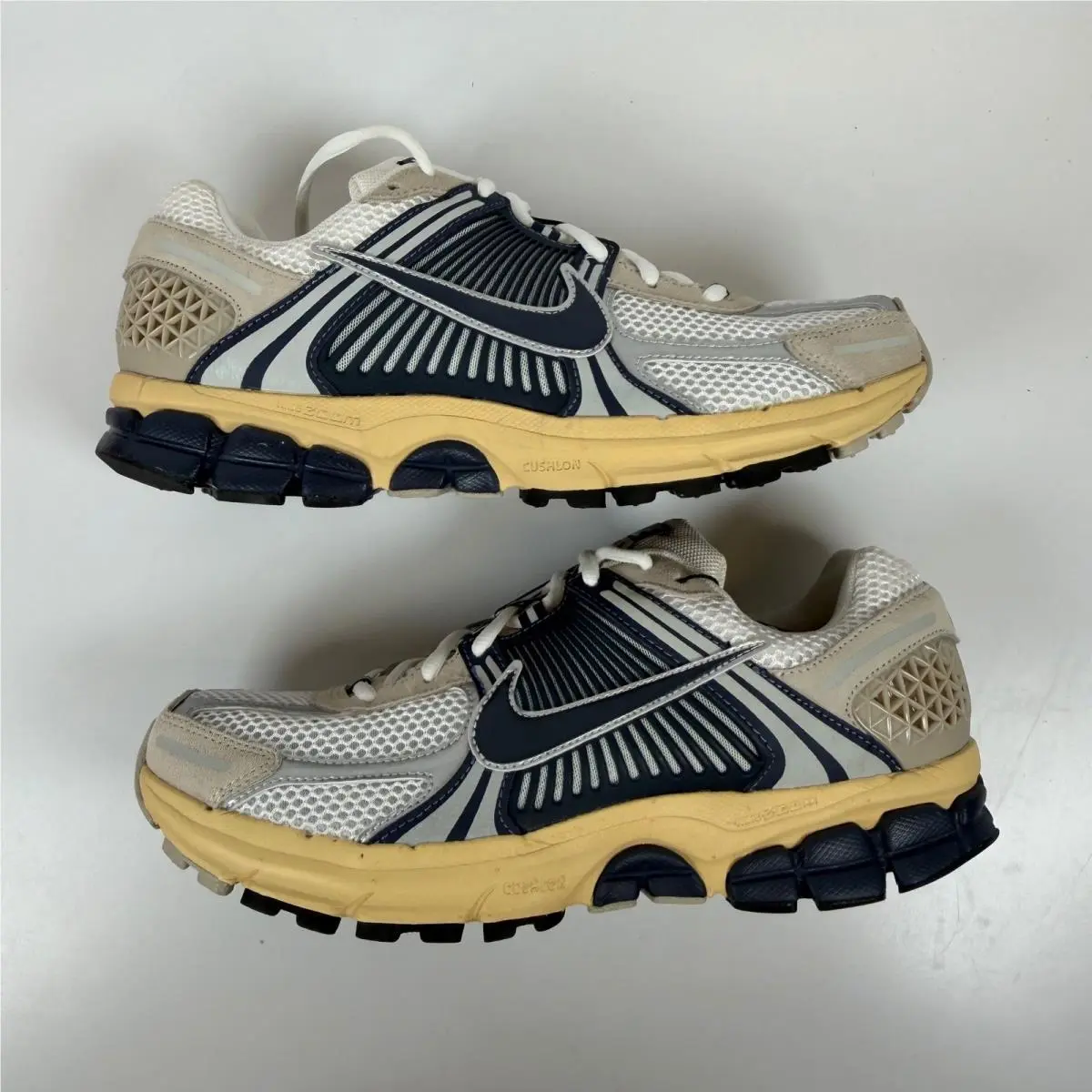 Nike shoes - Nike Zoom Vomero 5 Thunder Blue Cream - White 0