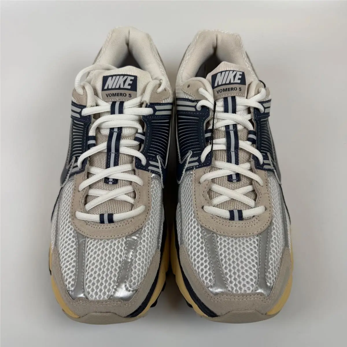 Nike shoes - Nike Zoom Vomero 5 Thunder Blue Cream - White 2