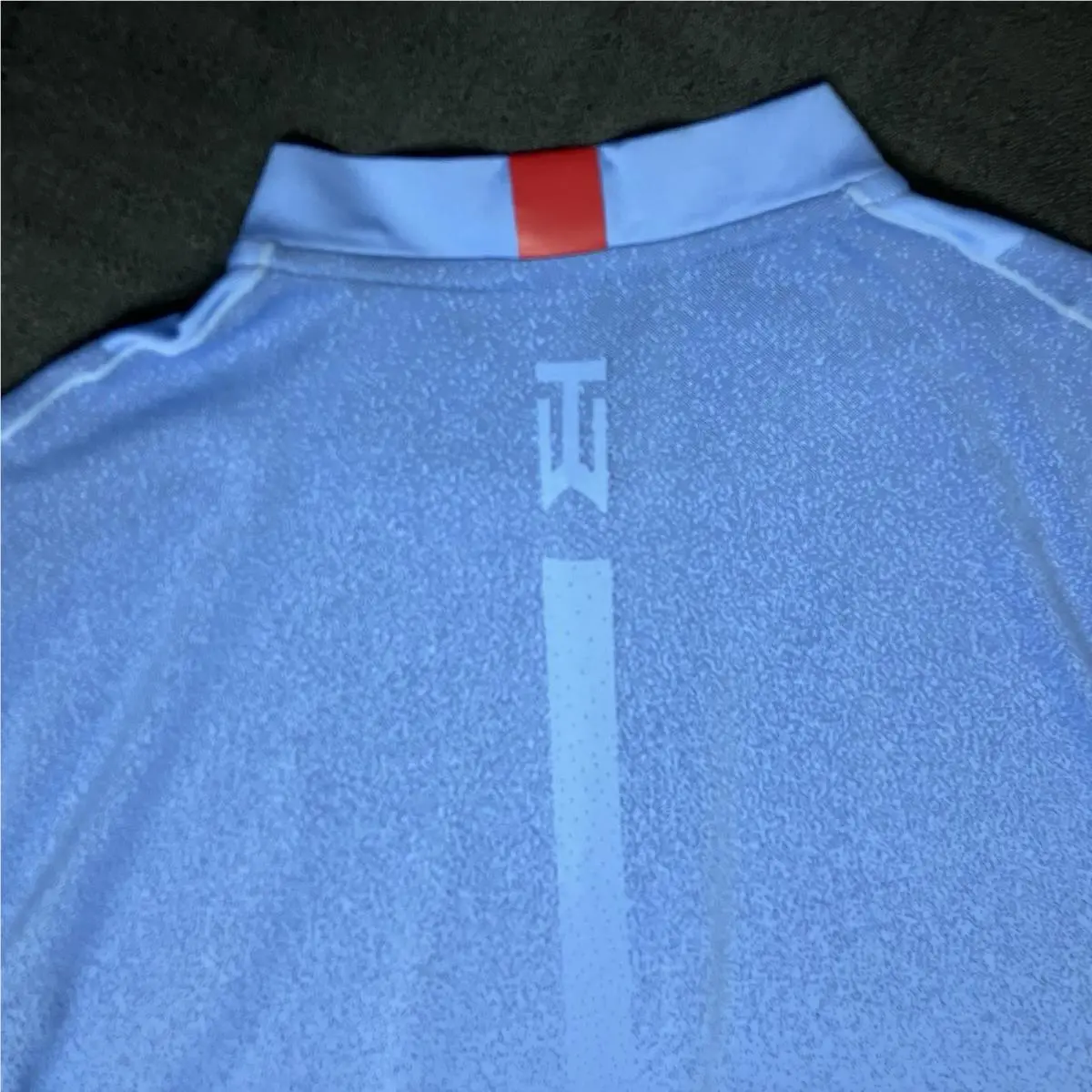 Nike clothing - Nike TW Tiger Woods AeroReact Sphere Blade Polo - Polar Blue Sunday Red 2