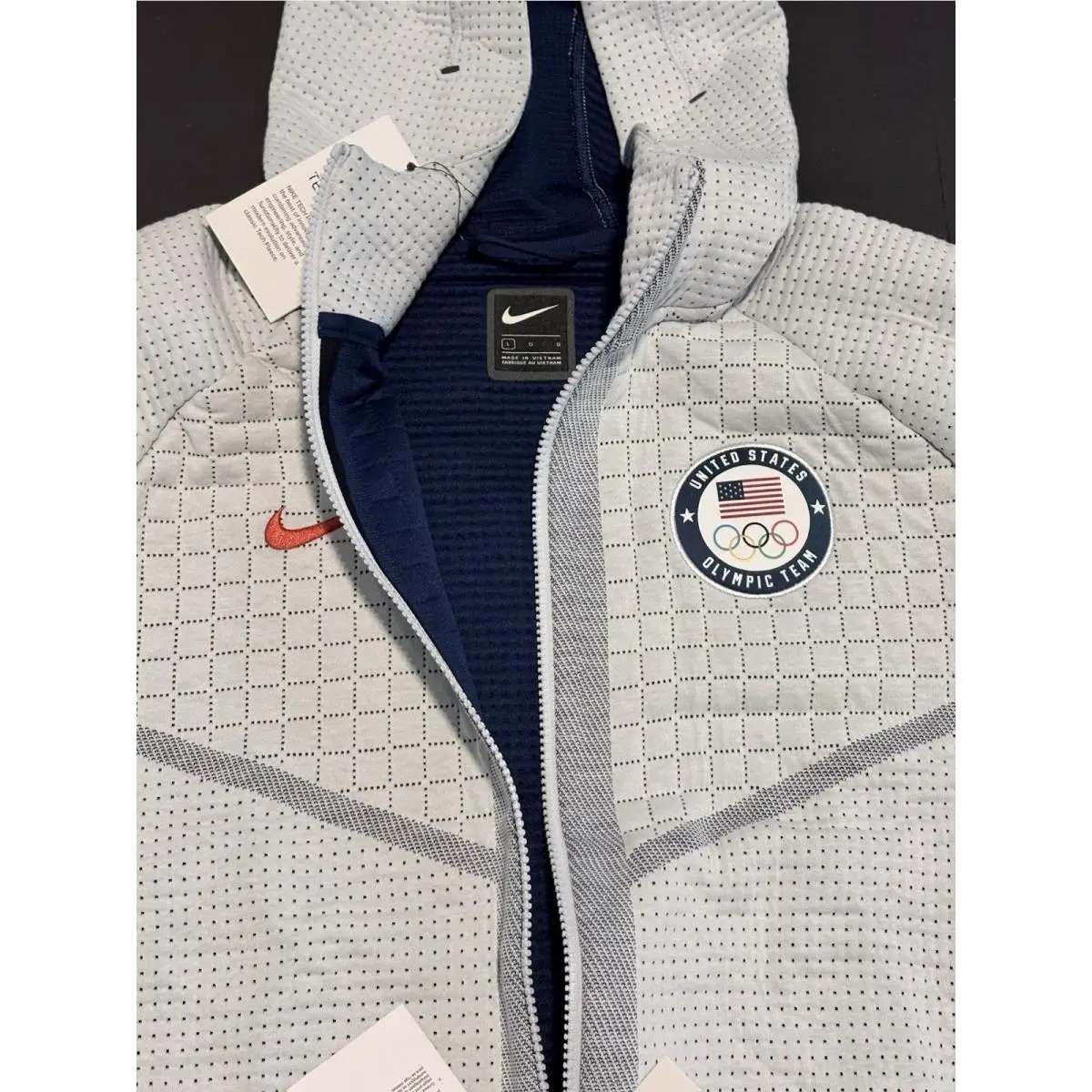 Nike clothing - Nike Tech Pack Therma Jacket - CT2582-043 - Gray (UPC: 193655047626) 13