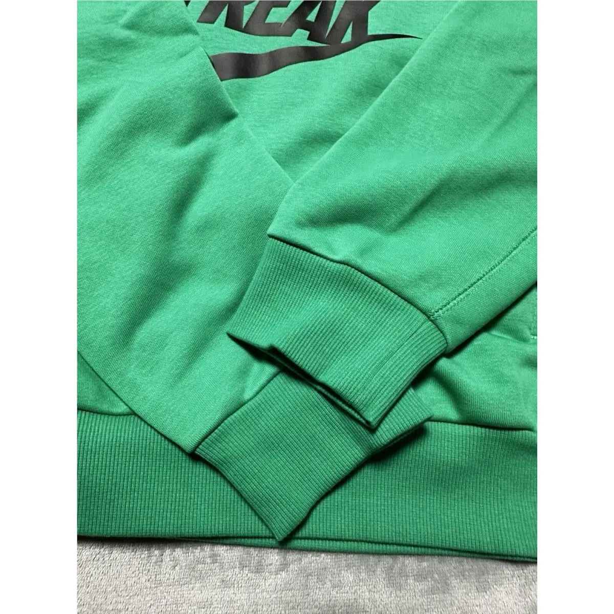 Nike clothing - Green 10