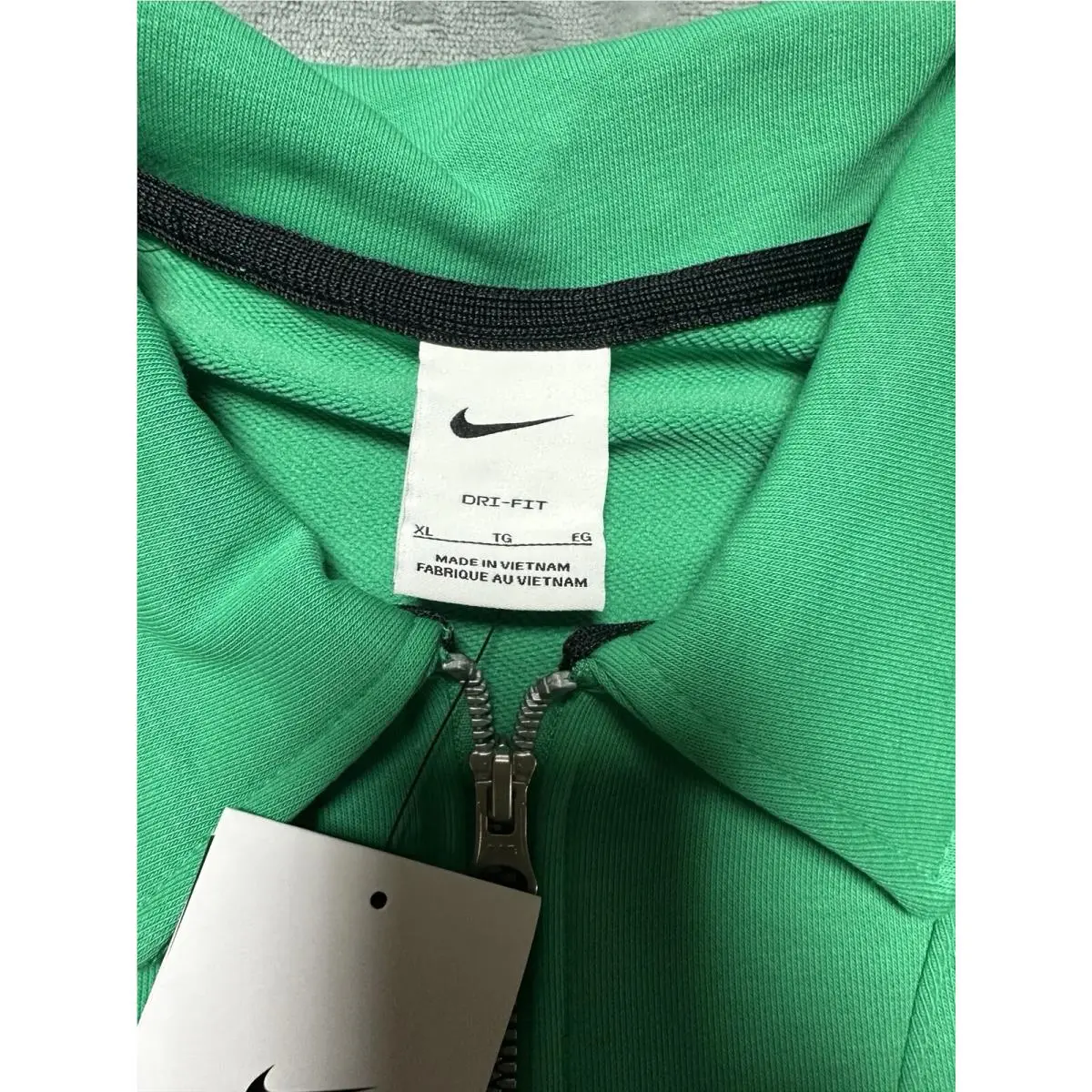 Nike clothing - Green 2