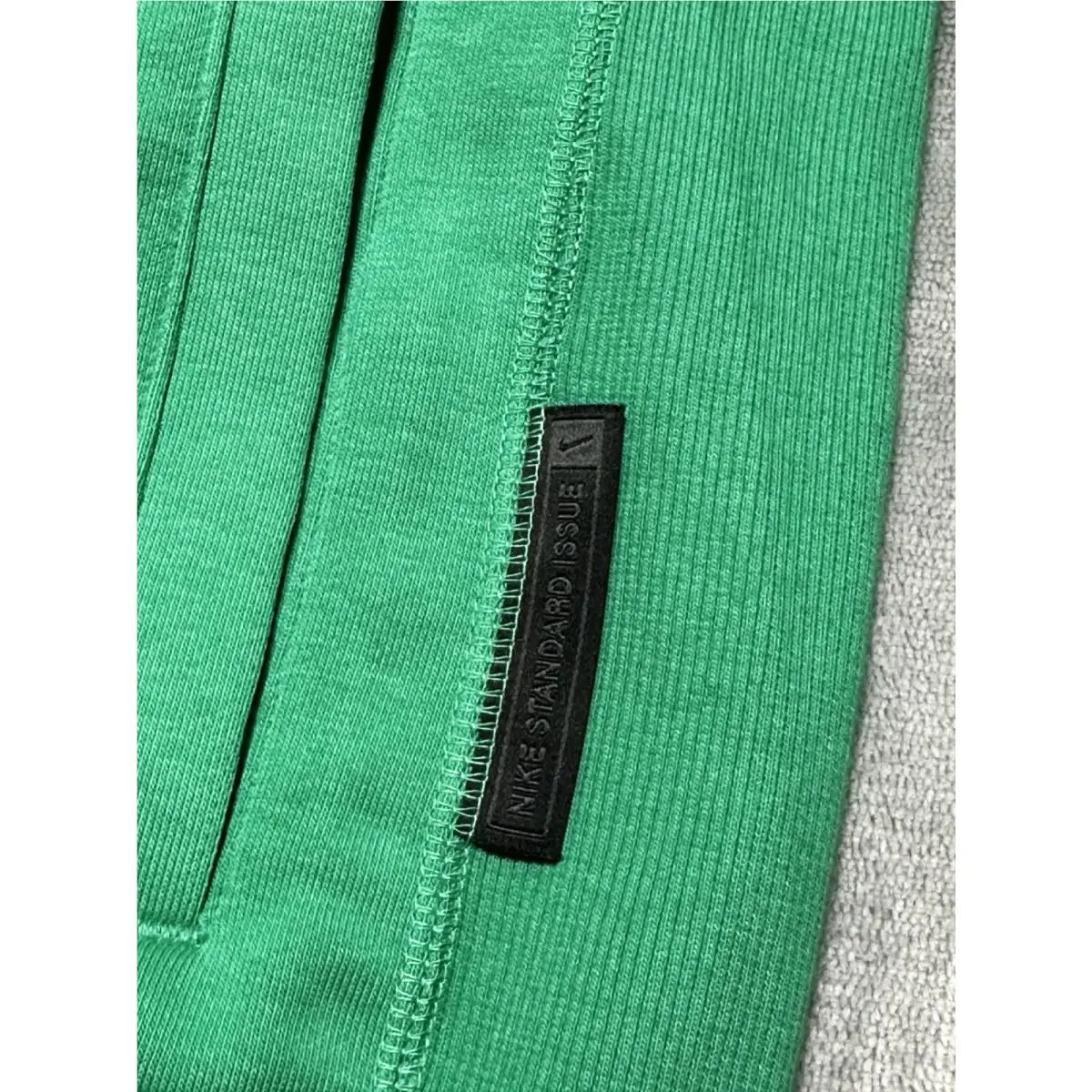 Nike clothing - Green 7