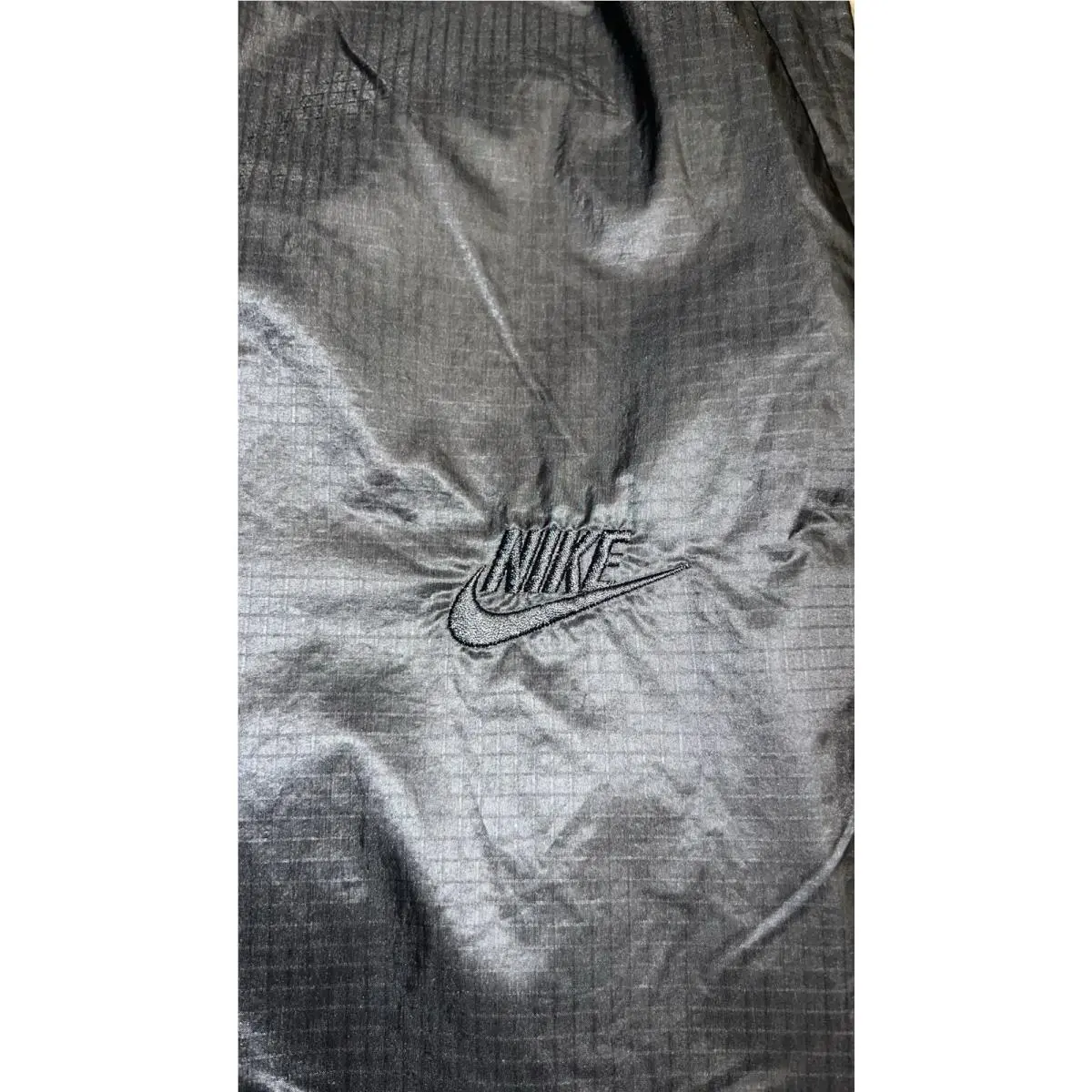 Nike Tech Windbreaker Sample Standard Fit Straight Regular Pants FB7869-010