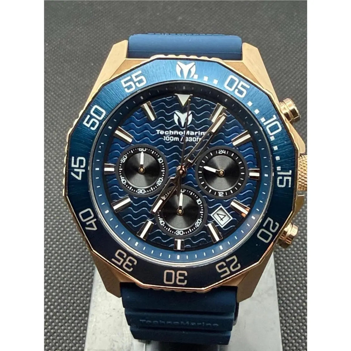 Technomarine Mare Vivo Chrono - 44mm TM-225073 In TM 1 Slot Dive Case by TechnoMarine