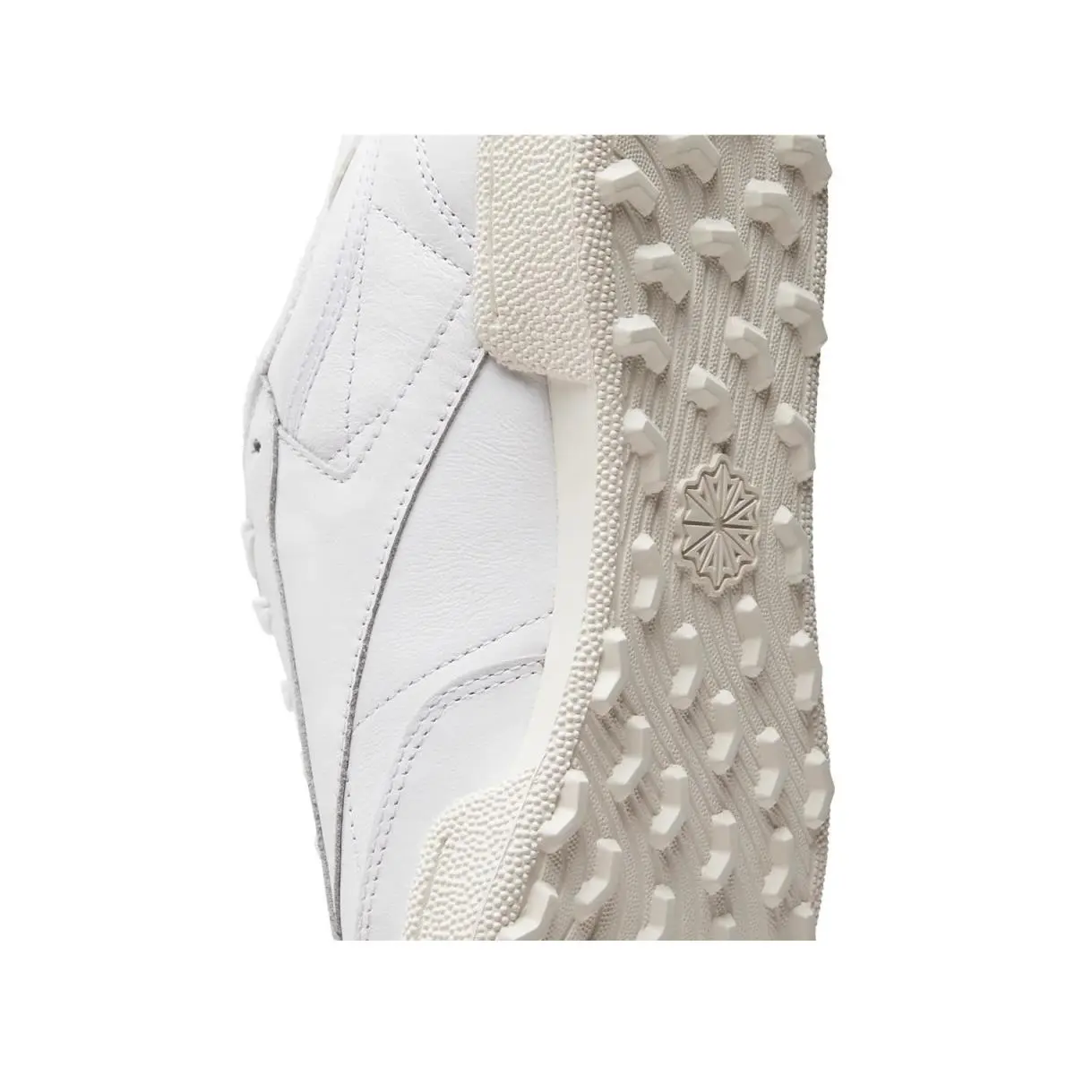 Reebok shoes - White 10