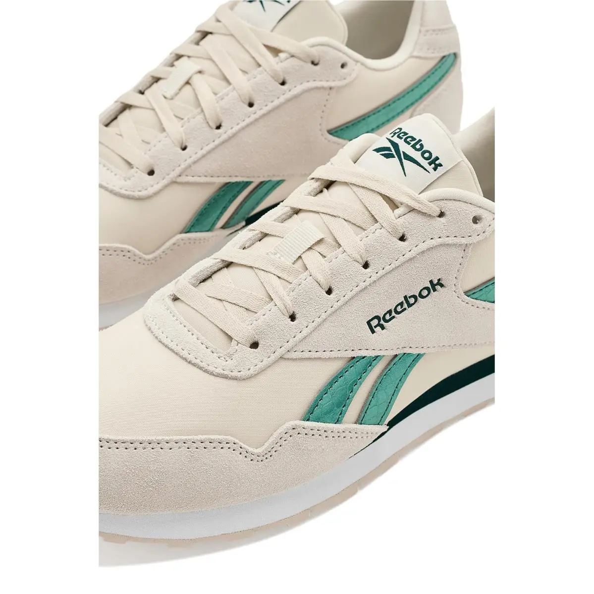 Reebok shoes - Alabaster/Metal Green/Footwear White 4