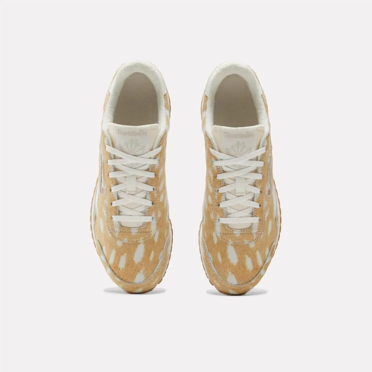 Reebok shoes - Doe/Chalk/Gum 1