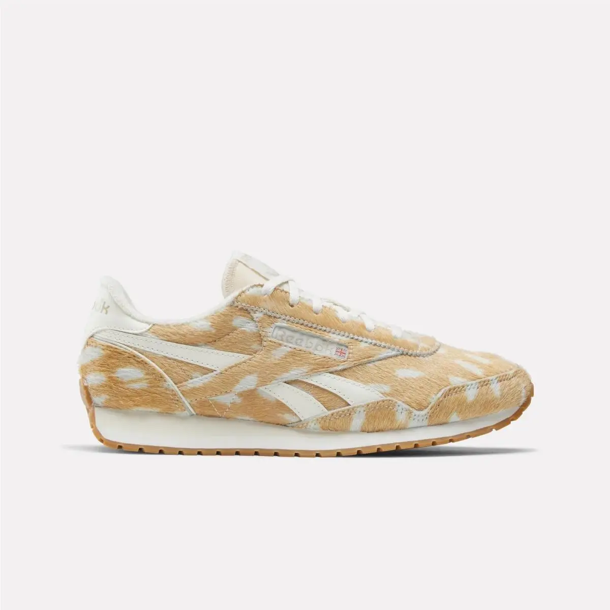 Reebok shoes - Doe/Chalk/Gum 5